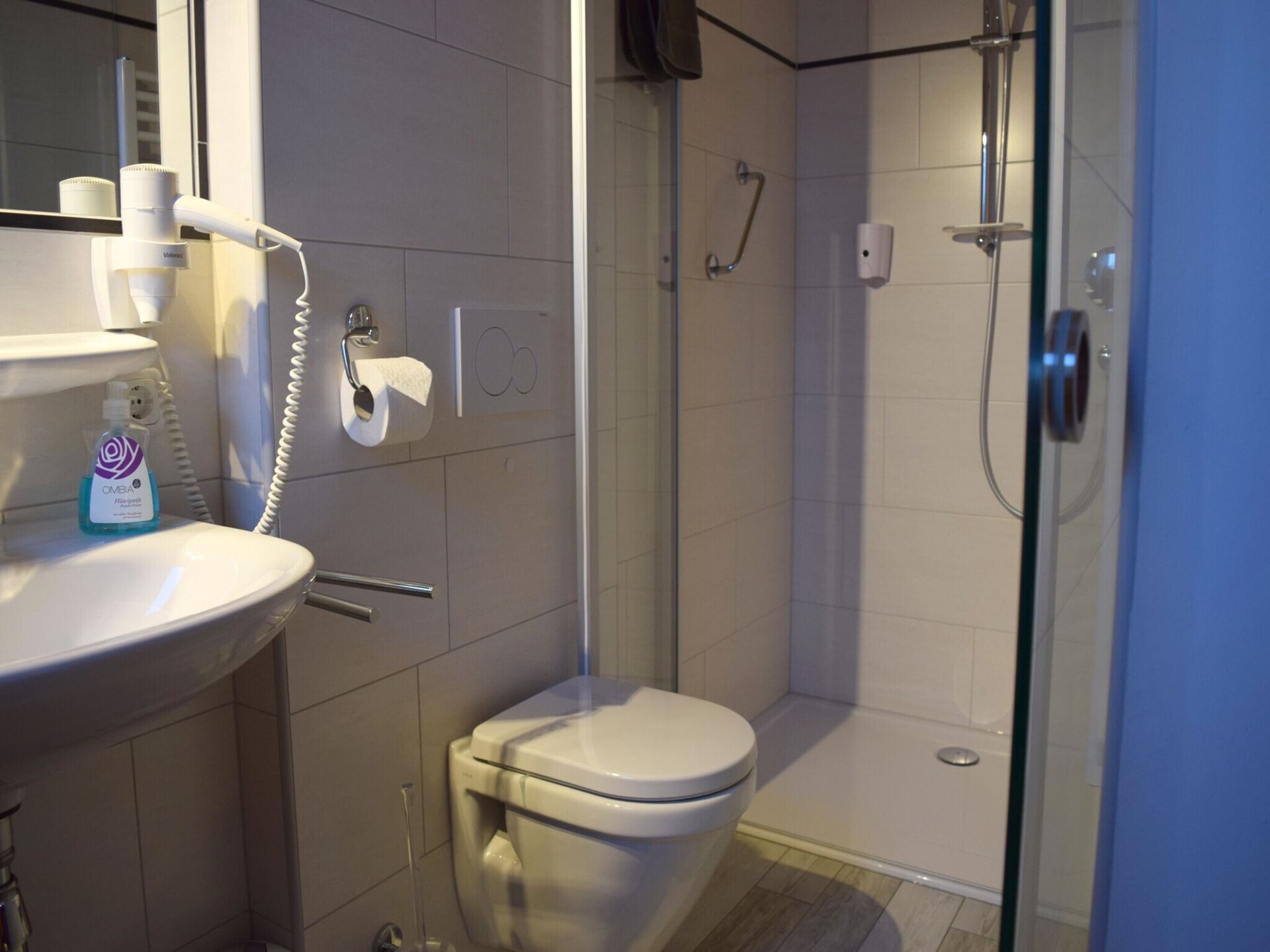 Ruim bergappartement in Kals met golfbaan en Grossglockner-uitzicht - foto 16