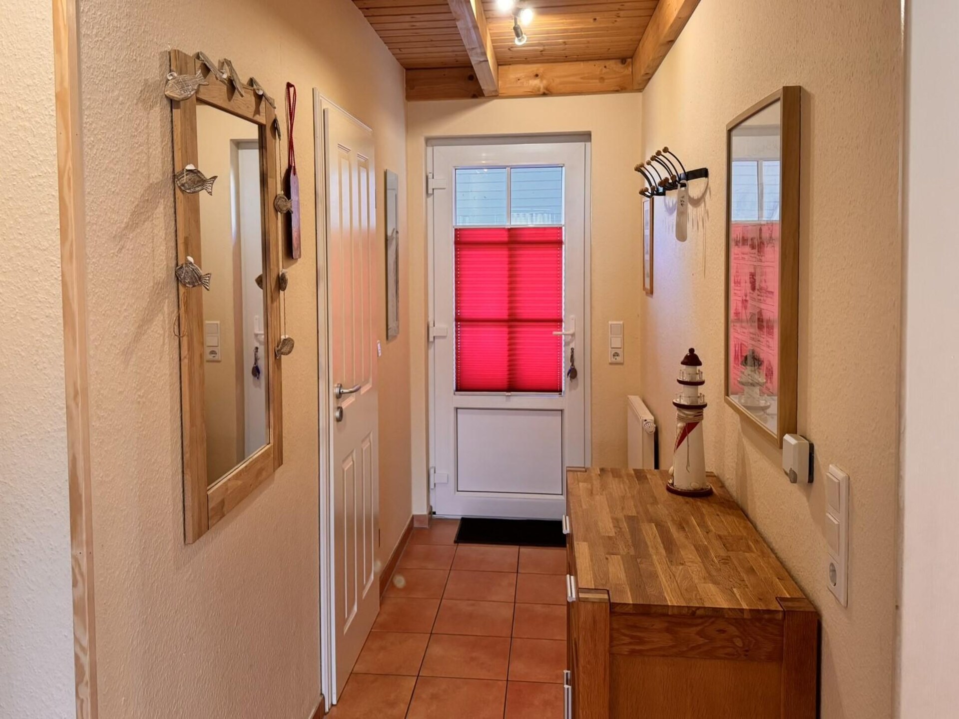 Ruim vakantiehuis met sauna op 1,6 km van het strand in Burhave - foto 11