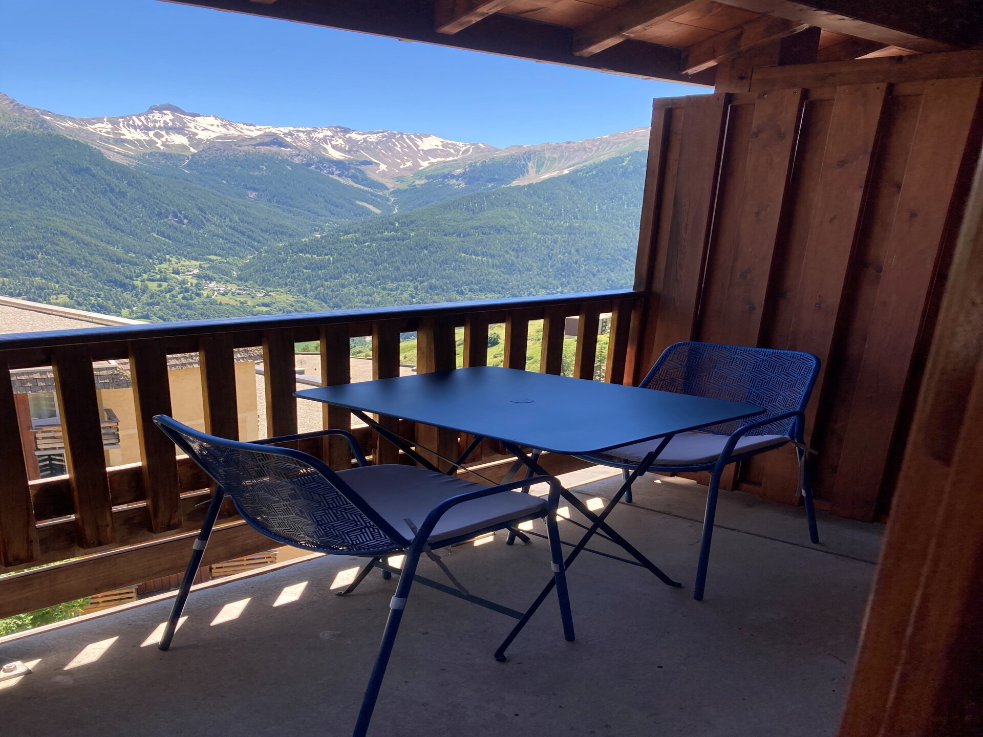 Sfeervol appartement aan de piste in Orcières | 6 personen, balkon met bergzicht - foto 10