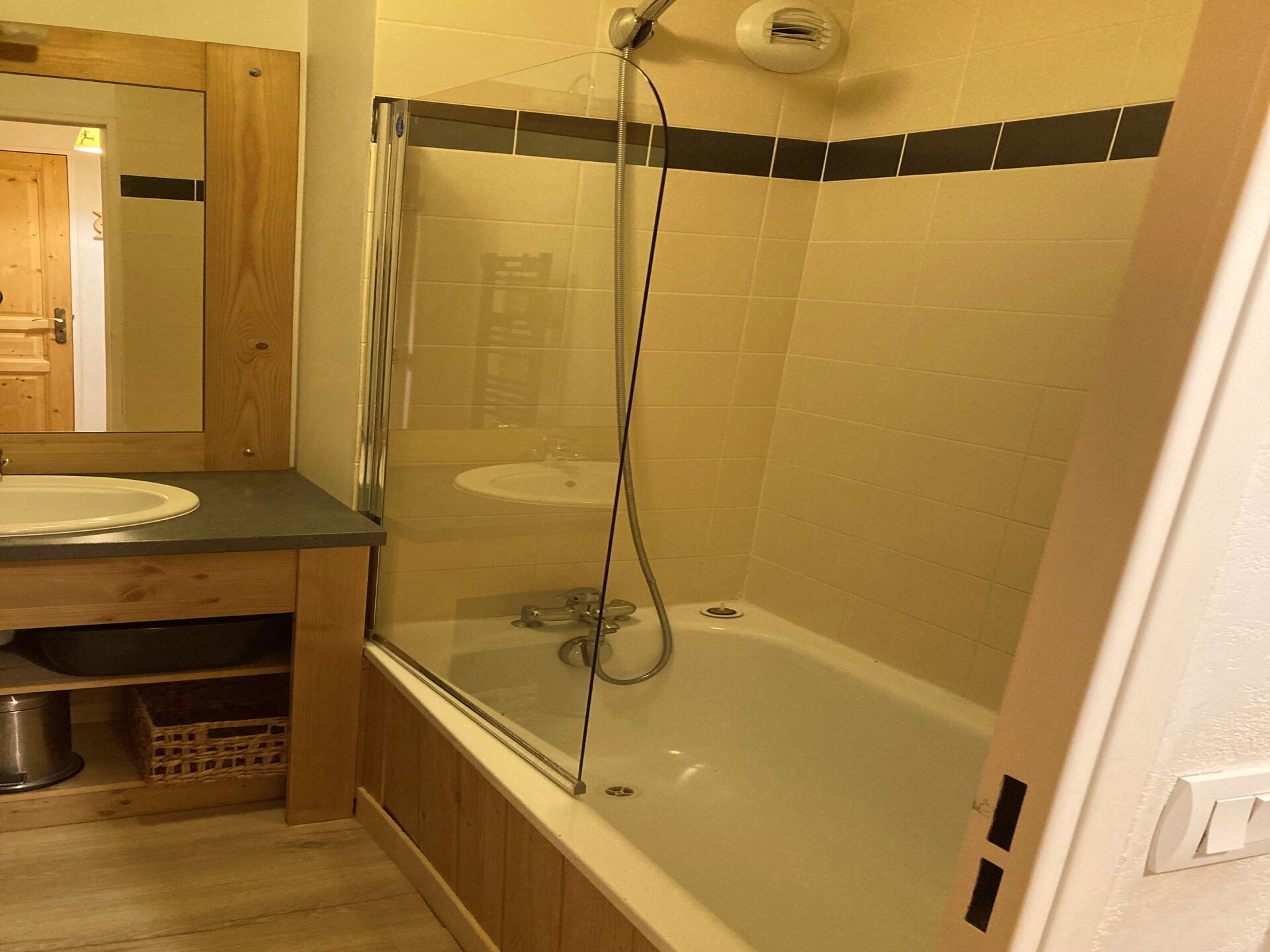 Sfeervol appartement aan de piste in Orcières | 6 personen, balkon met bergzicht - foto 9