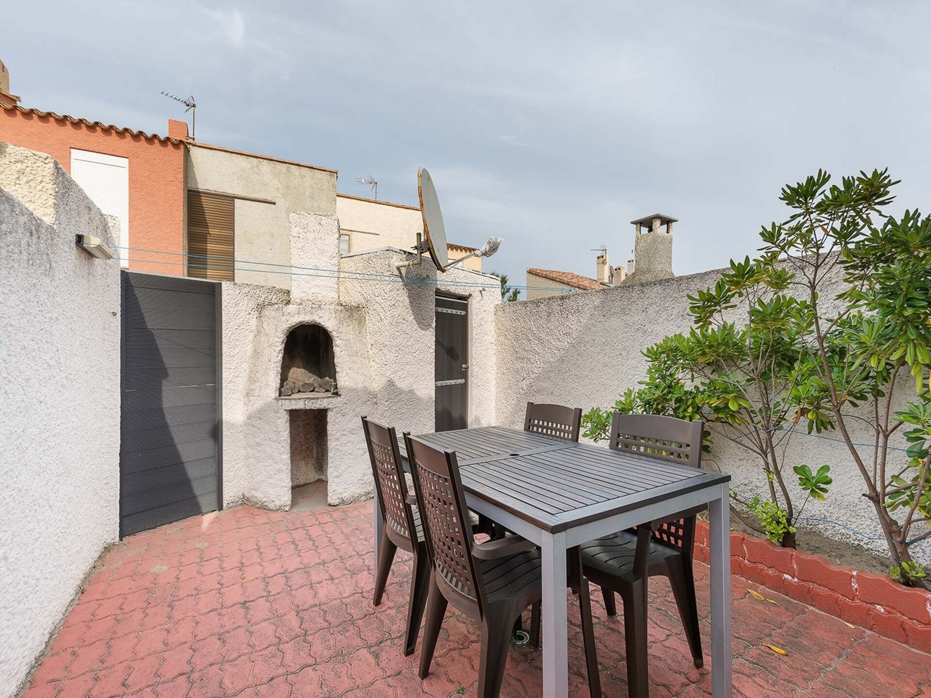 Zonovergoten appartement op 50 meter van het strand in Agde - foto 6