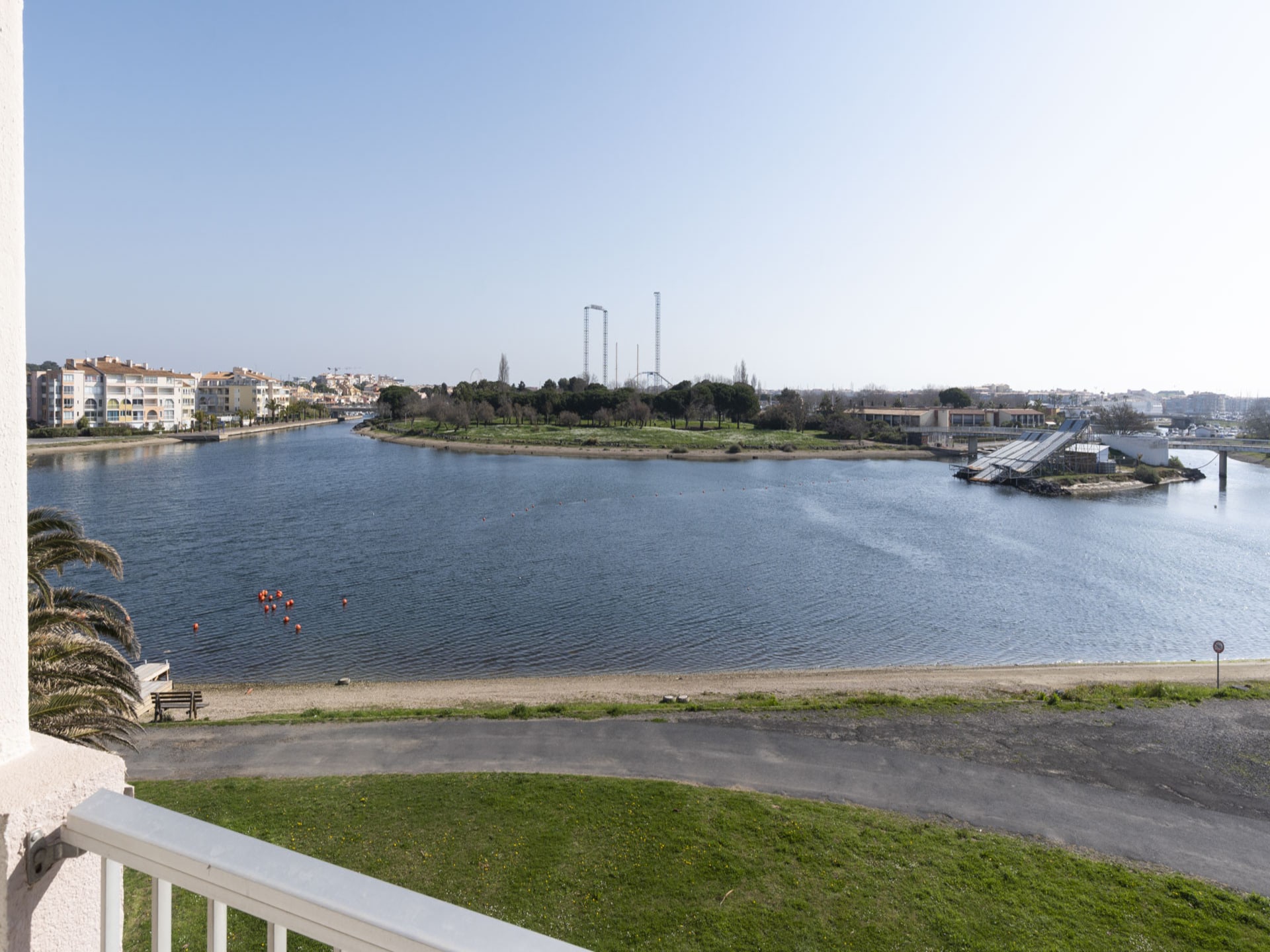 Op 500 m van het strand: Comfortabel appartement in centrum Agde - foto 24