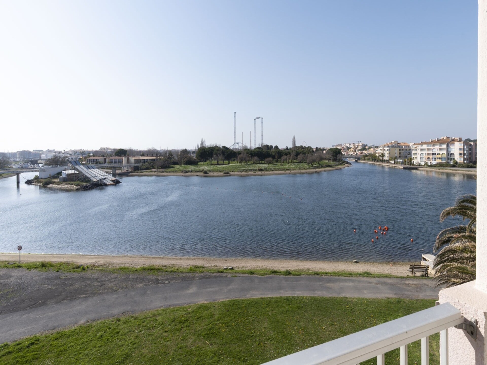 Op 500 m van het strand: Comfortabel appartement in centrum Agde - foto 17