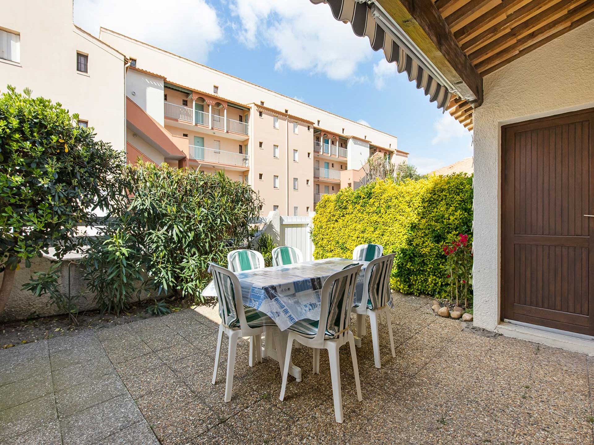 Knus appartement voor 6 bij strand en centrum Agde met zwembad - foto 10