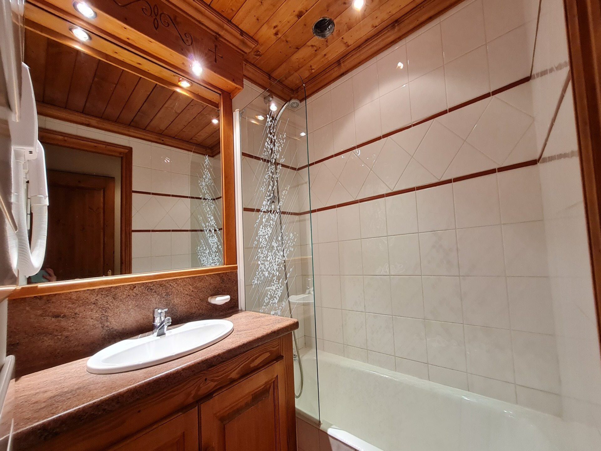 Aan de piste: Comfortabel appartement in Les Deux Alpes · 4 pers. - foto 15