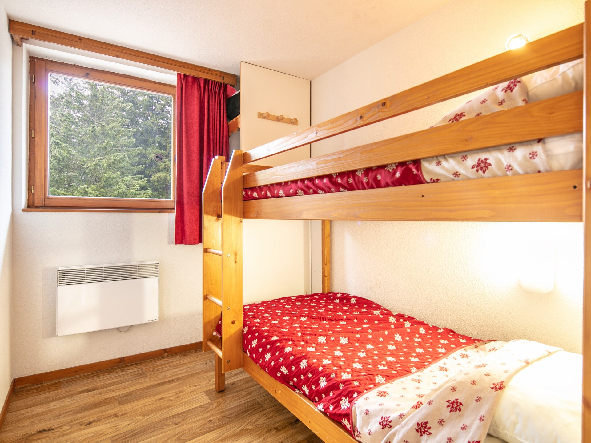 Aan de piste: ruim appartement voor 8 personen in Chamrousse - foto 13