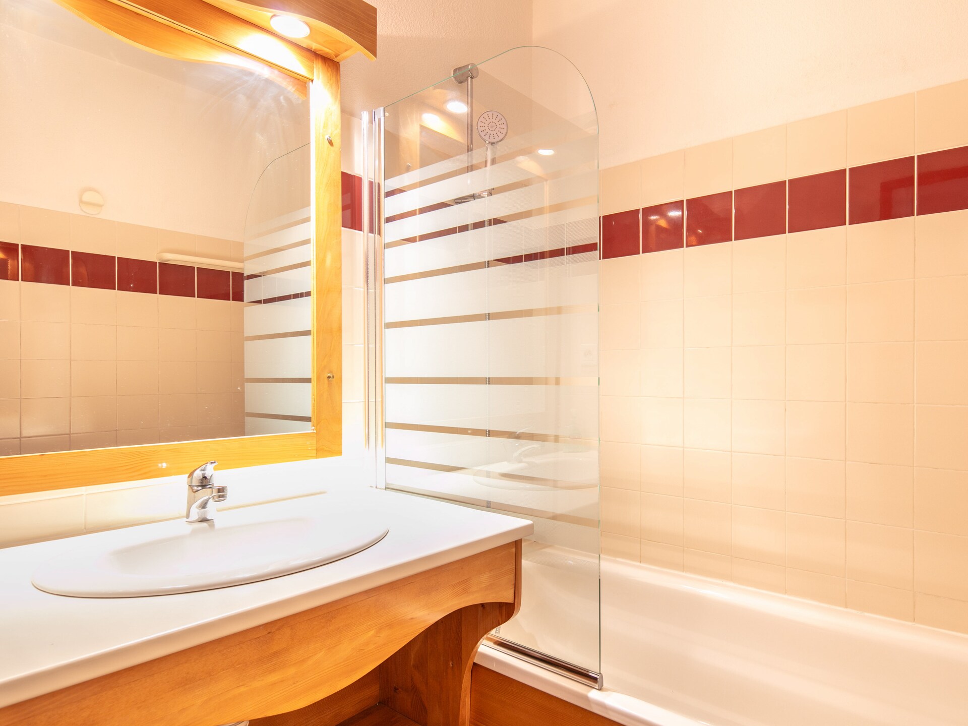 6-persoons appartement aan de piste in het centrum van Chamrousse - foto 15