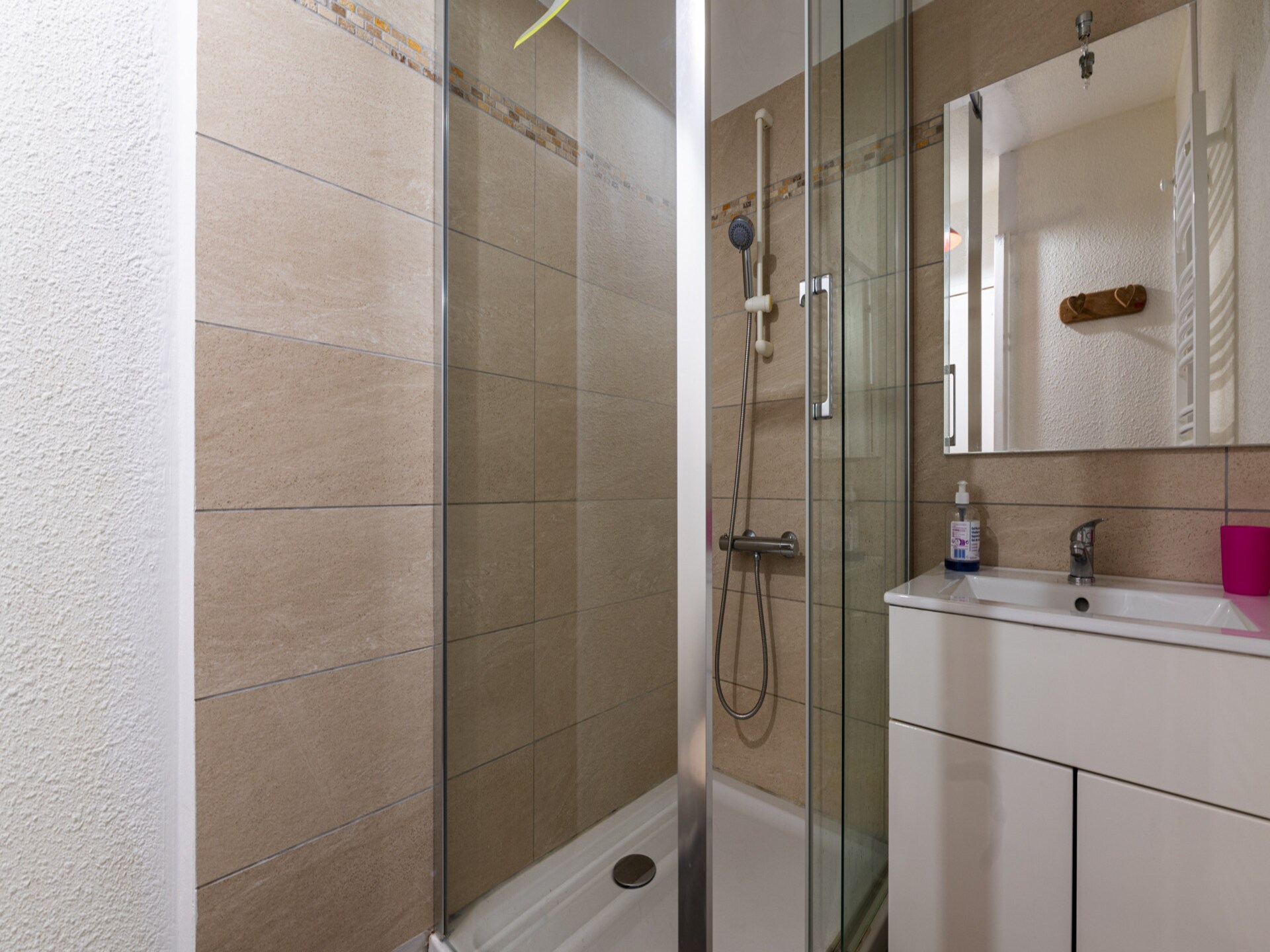 Appartement aan de piste in Morillon, 50m van de skilift - foto 9