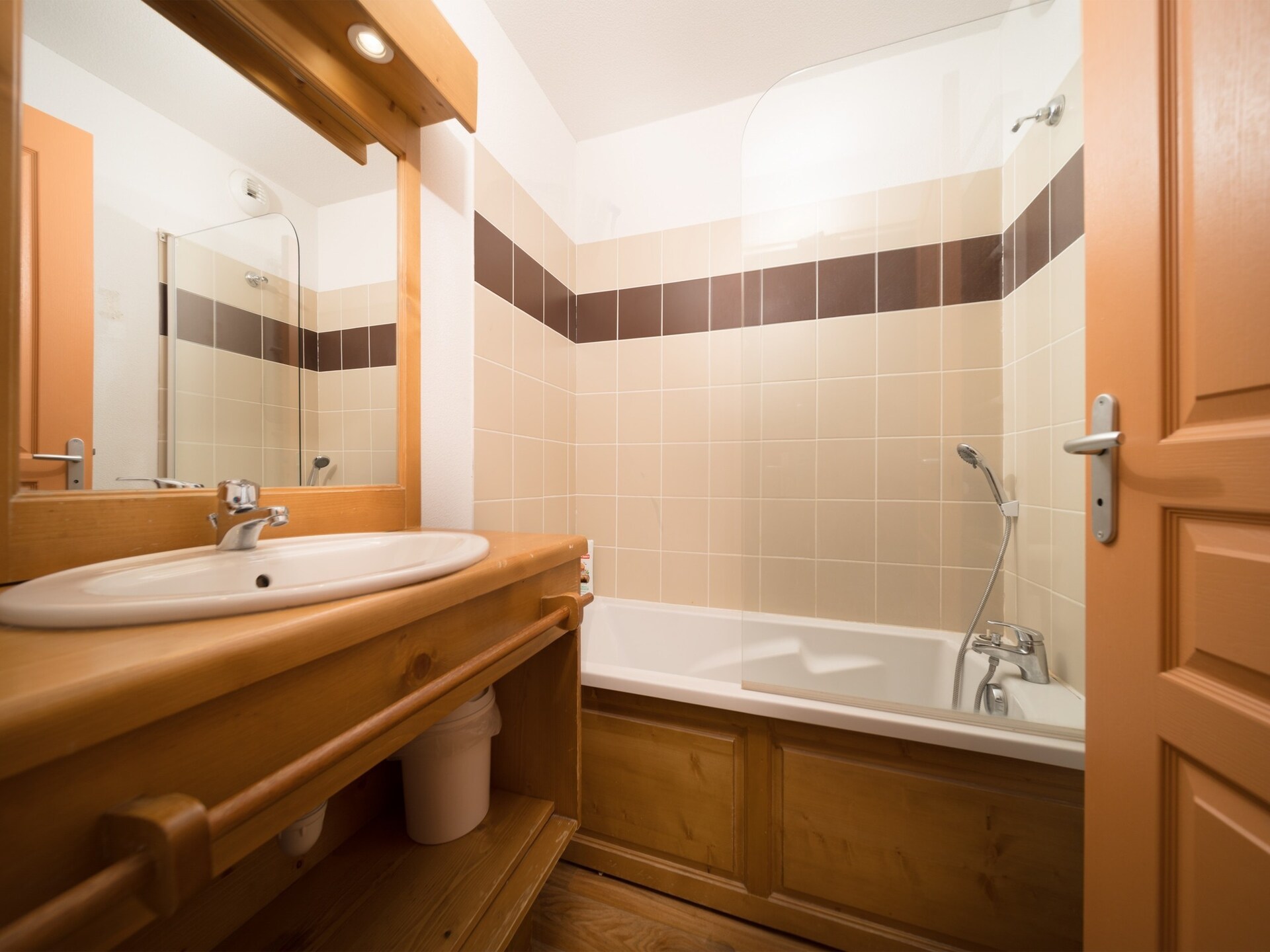 Appartement aan de piste in Allos met balkon en hot tub - foto 12