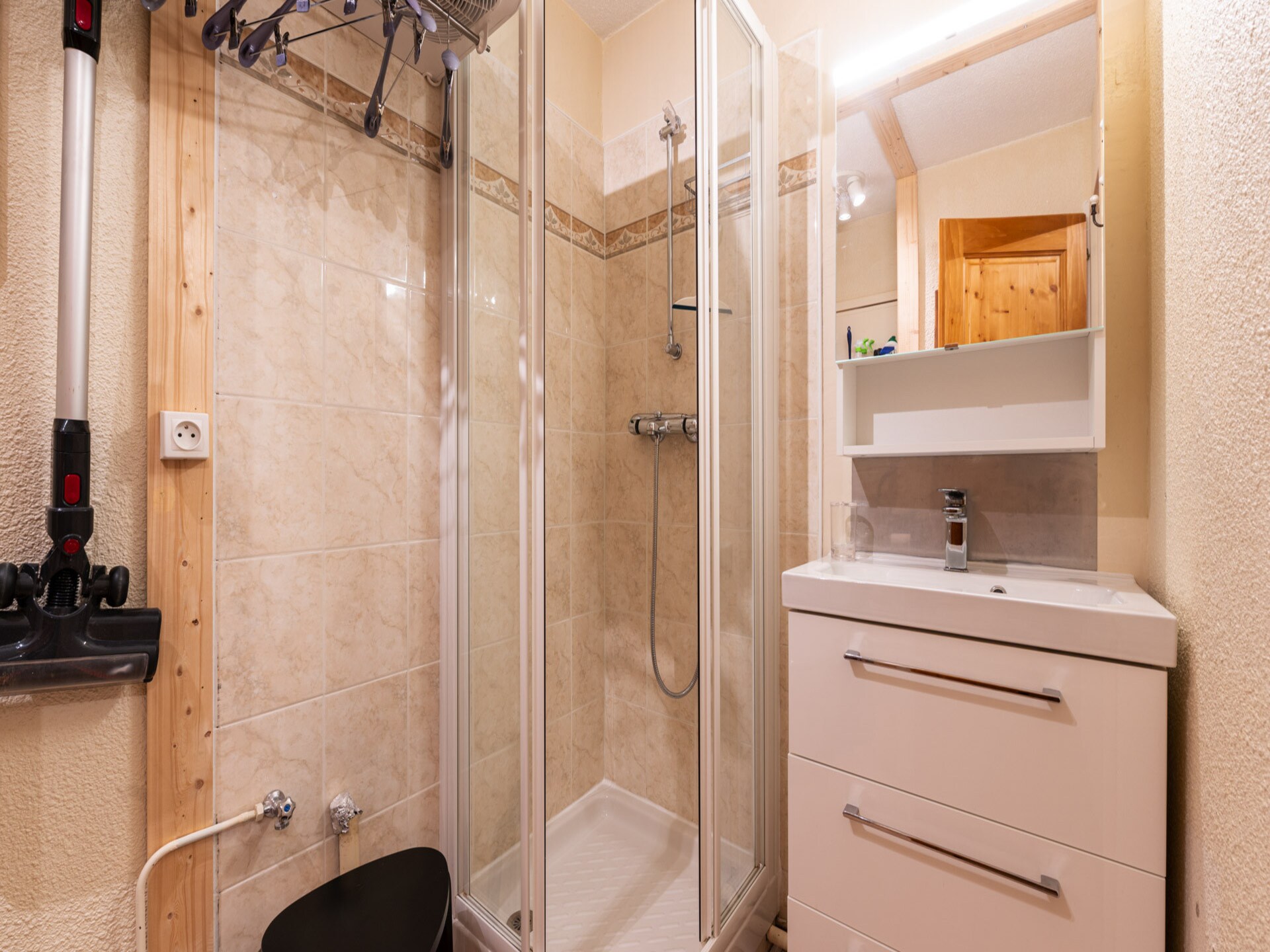 Knus appartement in Morillon met balkon, op 200m van de skilift - foto 10
