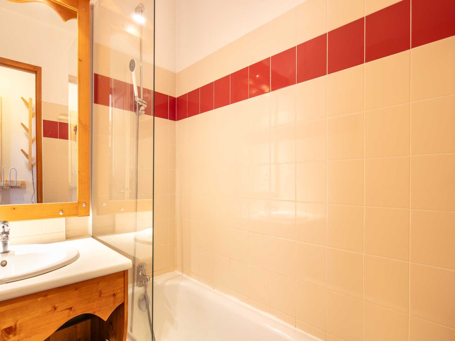 Op 550 m van de piste: gezellig appartement in Chamrousse - foto 10