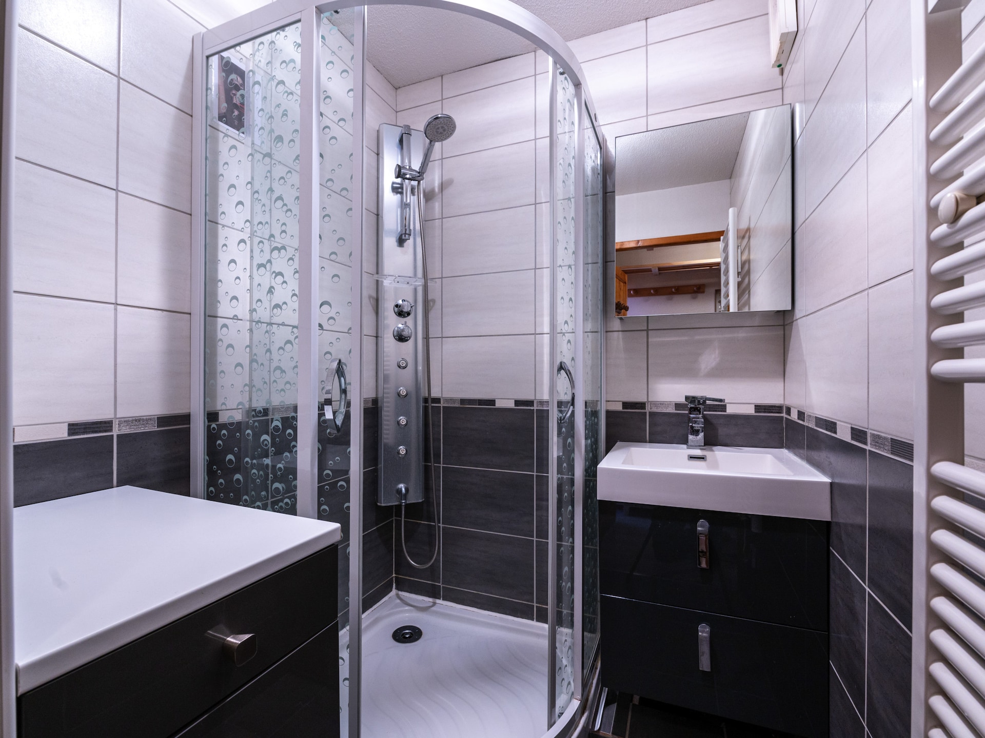 Appartement 10 meter van de piste in Morillon met zwembad - foto 9