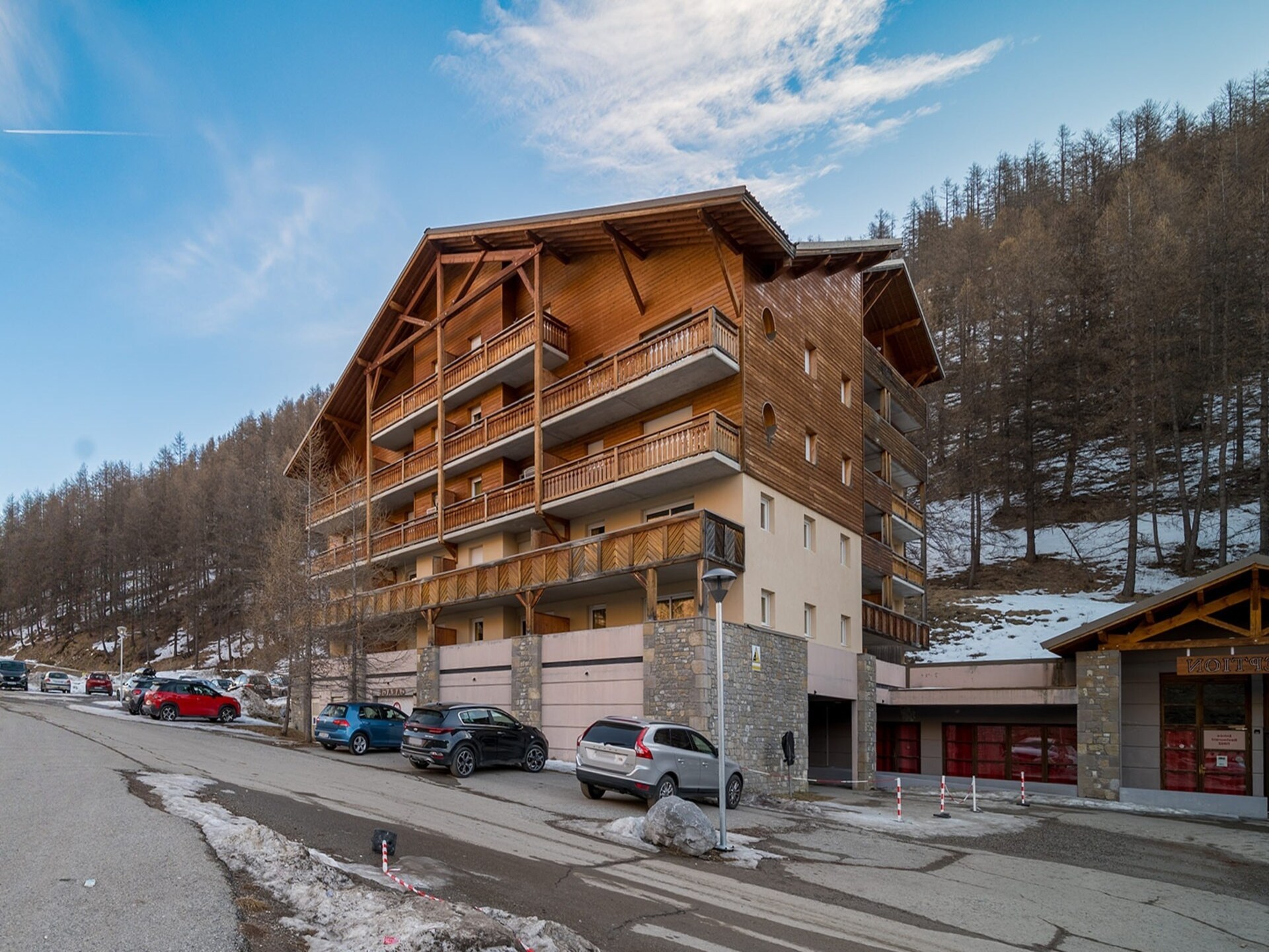 6-persoons appartement in Allos direct aan de piste - foto 1