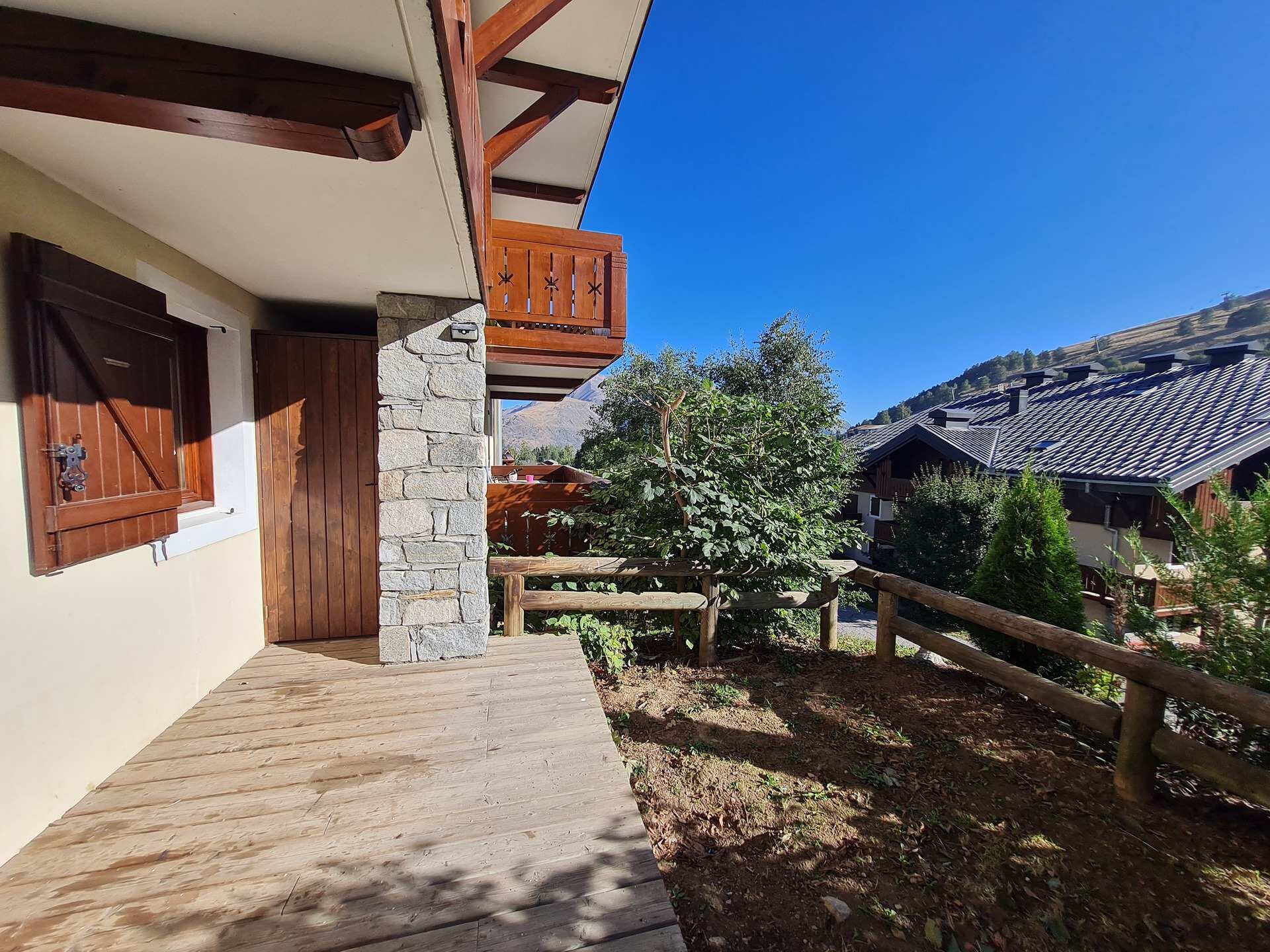 Appartement B03: Knus aan de piste met eigen tuin in Les Deux Alpes - foto 6