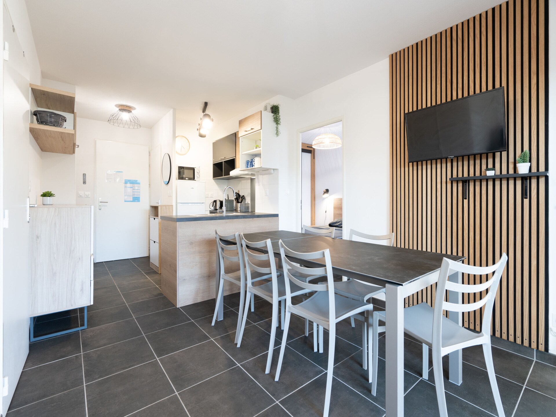 Zonnige villa op 450m van strand met tuin en gemeenschappelijk zwembad - foto 9
