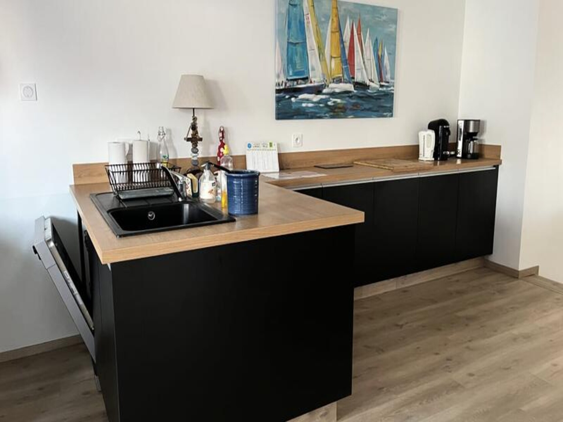 Rustiek familie-appartement met grote tuin, 10 minuten van het strand - foto 36