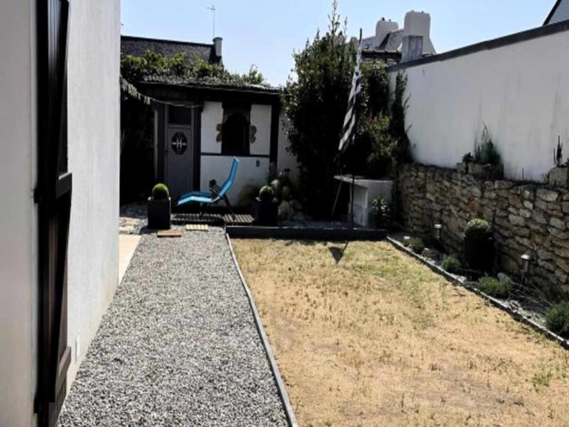Stadsvilla in centrum Quiberon met tuin, parkeren en 3 slaapkamers - foto 17