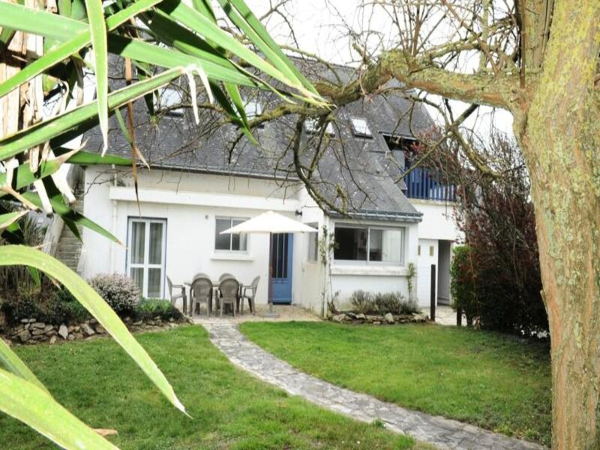 Ruim appartement met veranda en ommuurde tuin, vlakbij de Côte Sauvage - foto 2