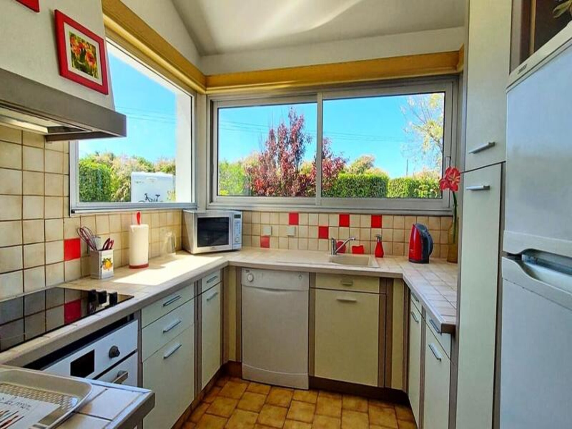 Ruim appartement met veranda en ommuurde tuin, vlakbij de Côte Sauvage - foto 9