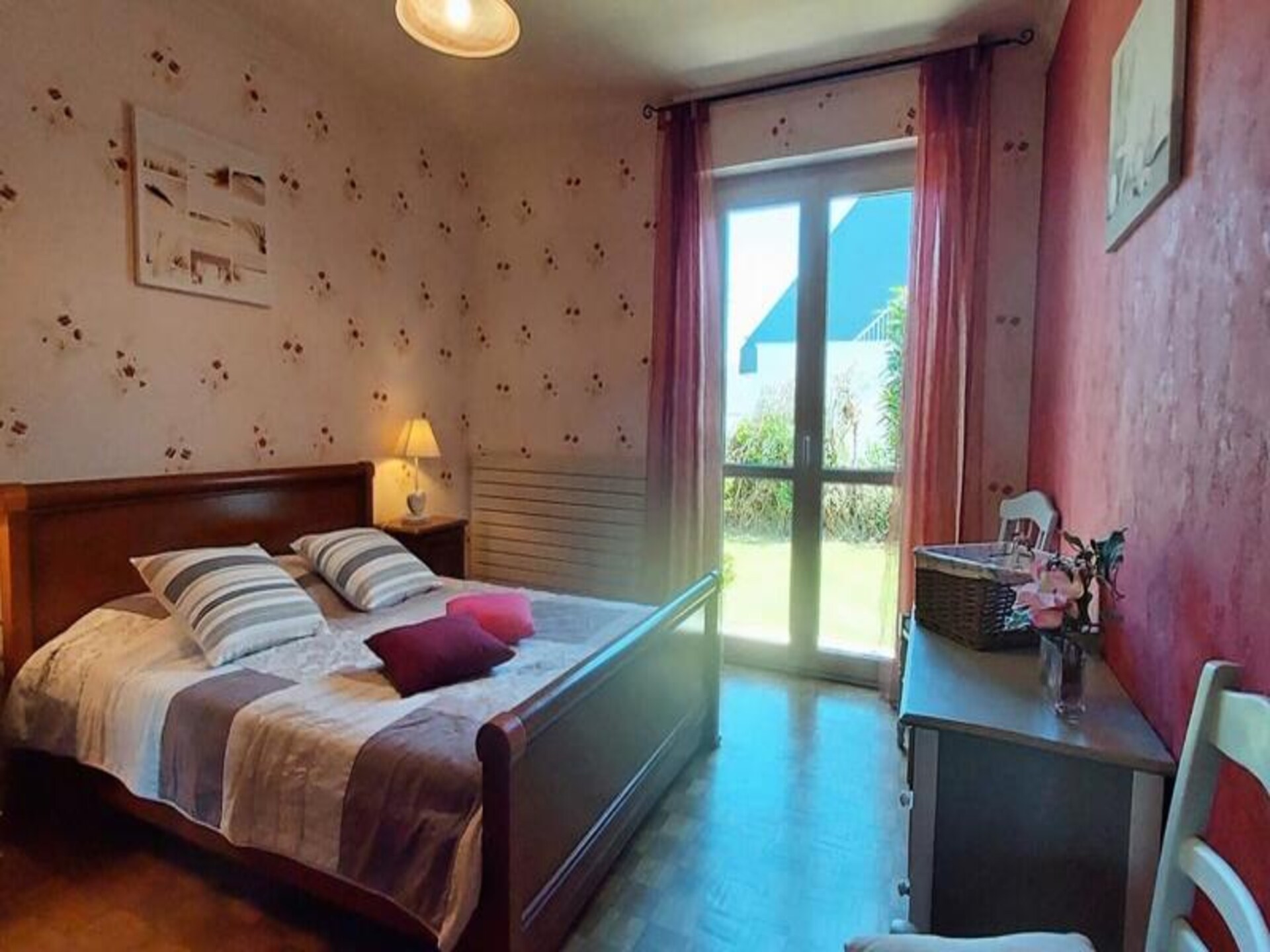 Ruim appartement met veranda en ommuurde tuin, vlakbij de Côte Sauvage - foto 11