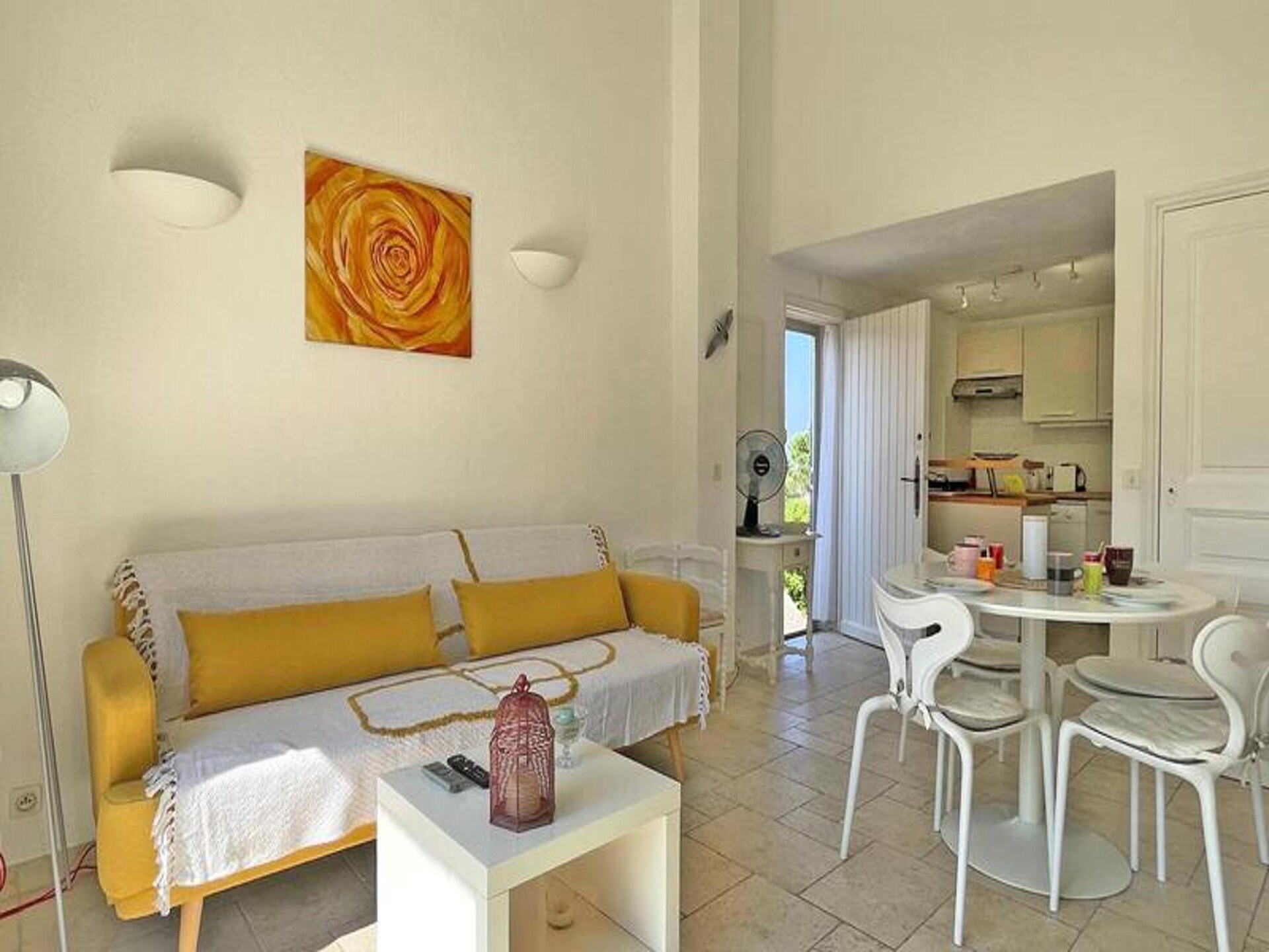 Licht appartement in Ste Maxime met zwembad, uitzicht op heuvels - foto 11