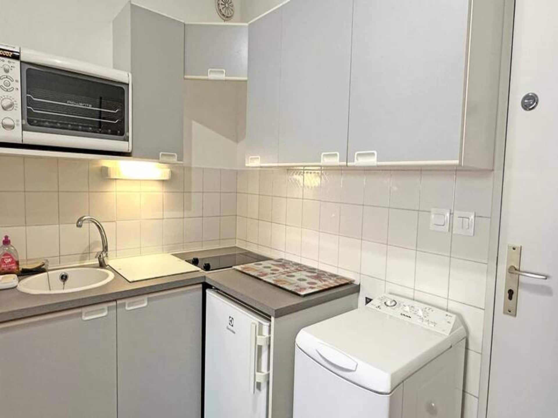 Knus appartement met terras in hartje Sainte-Maxime, 300m van strand - foto 6