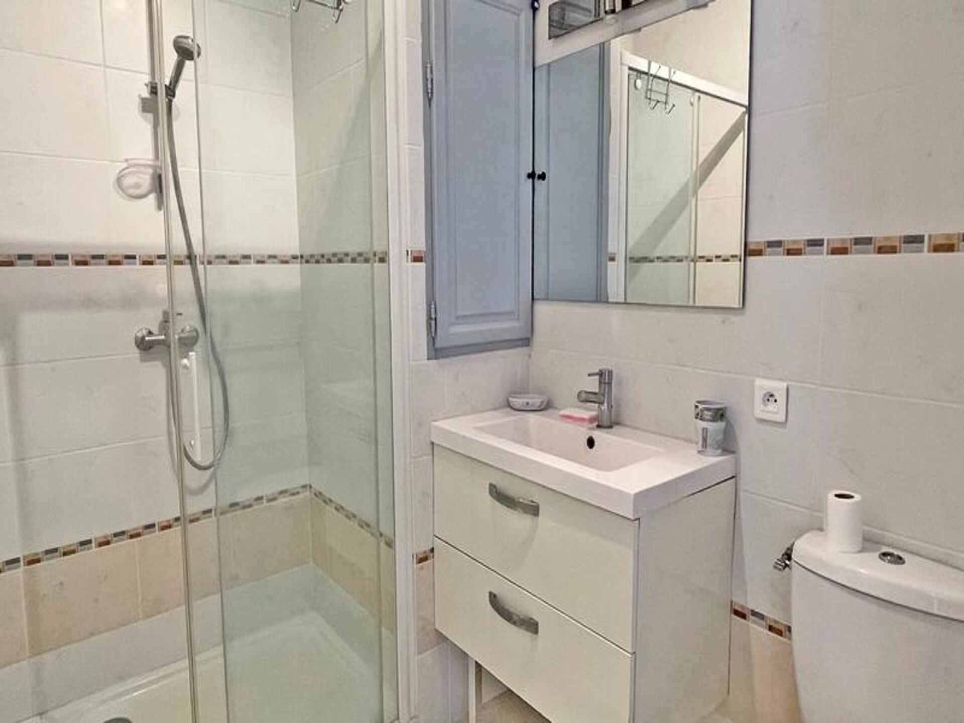 Appartement met zeezicht in Sainte-Maxime, vlakbij strand en centrum - foto 13