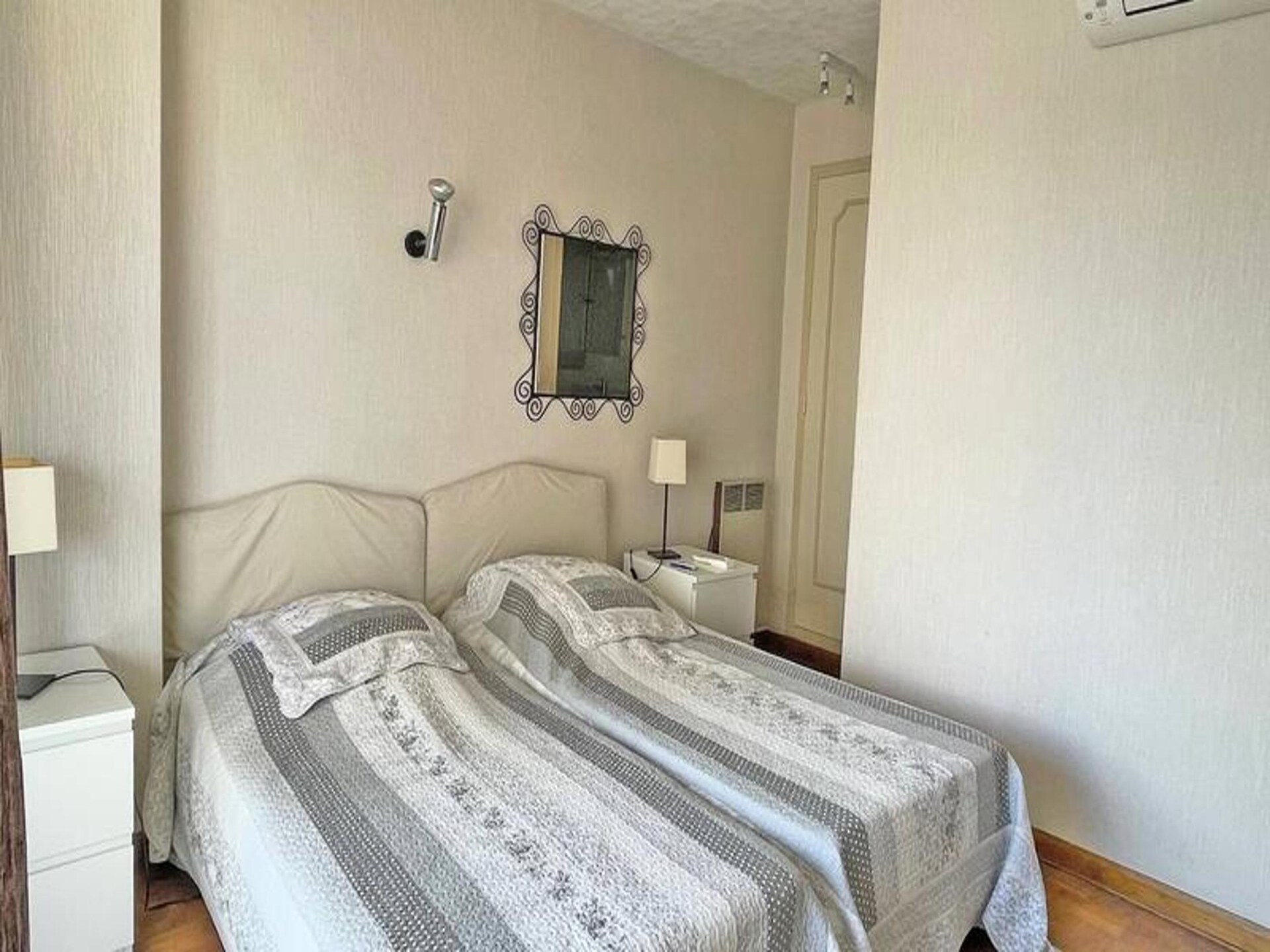 Appartement met zeezicht in Sainte-Maxime, vlakbij strand en centrum - foto 10