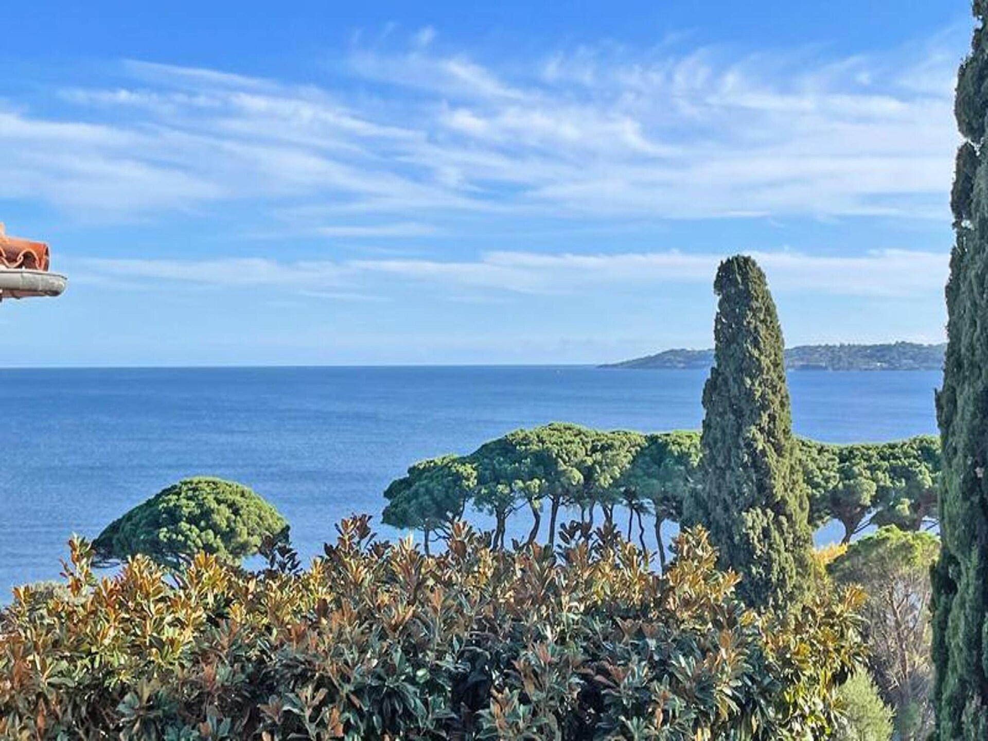Studio met adembenemend zeezicht en privéstrand in Sainte-Maxime - foto 25