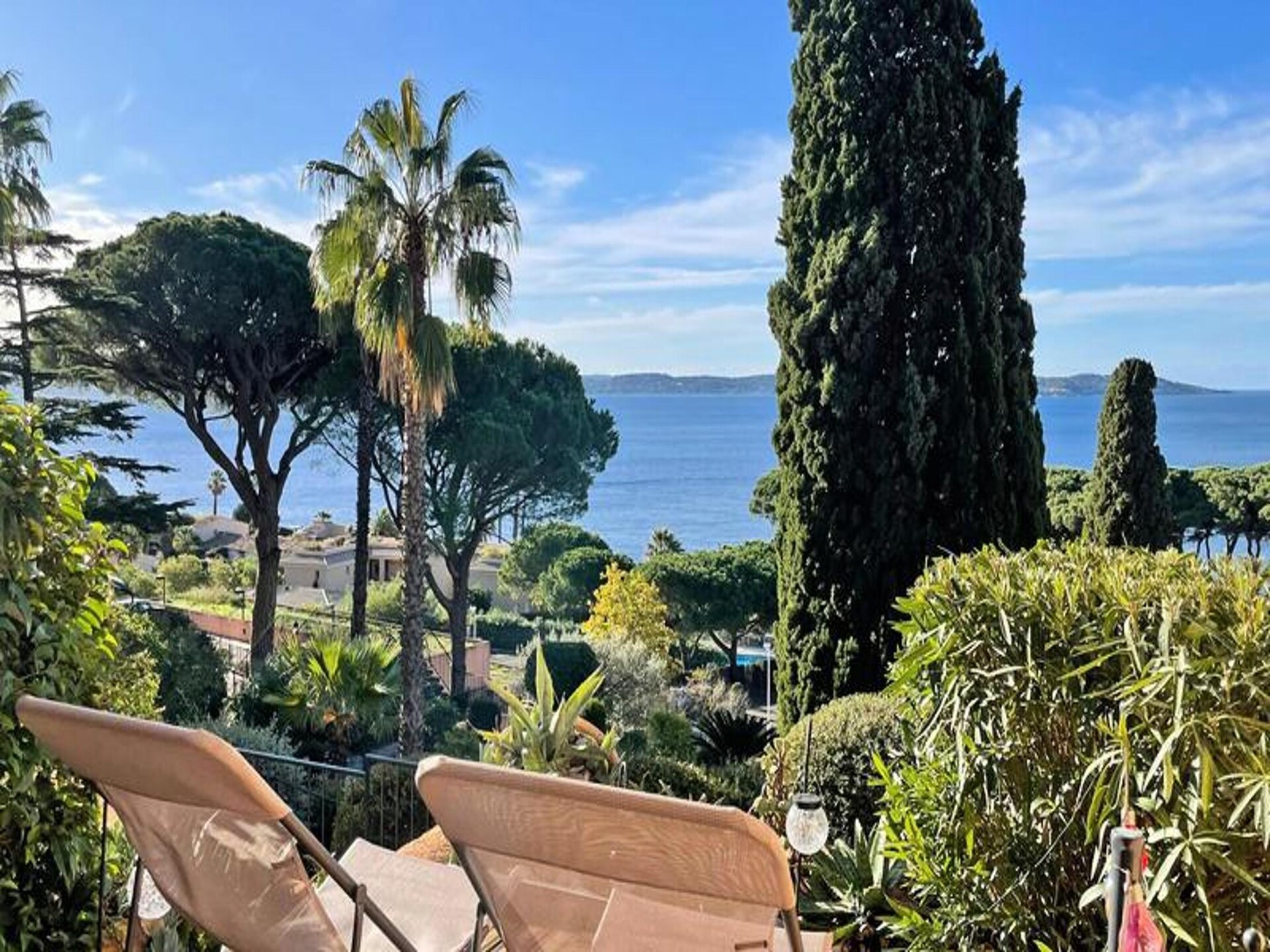 Studio met adembenemend zeezicht en privéstrand in Sainte-Maxime - foto 21