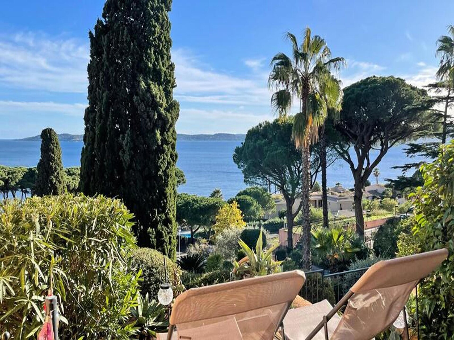 Studio met adembenemend zeezicht en privéstrand in Sainte-Maxime - foto 22