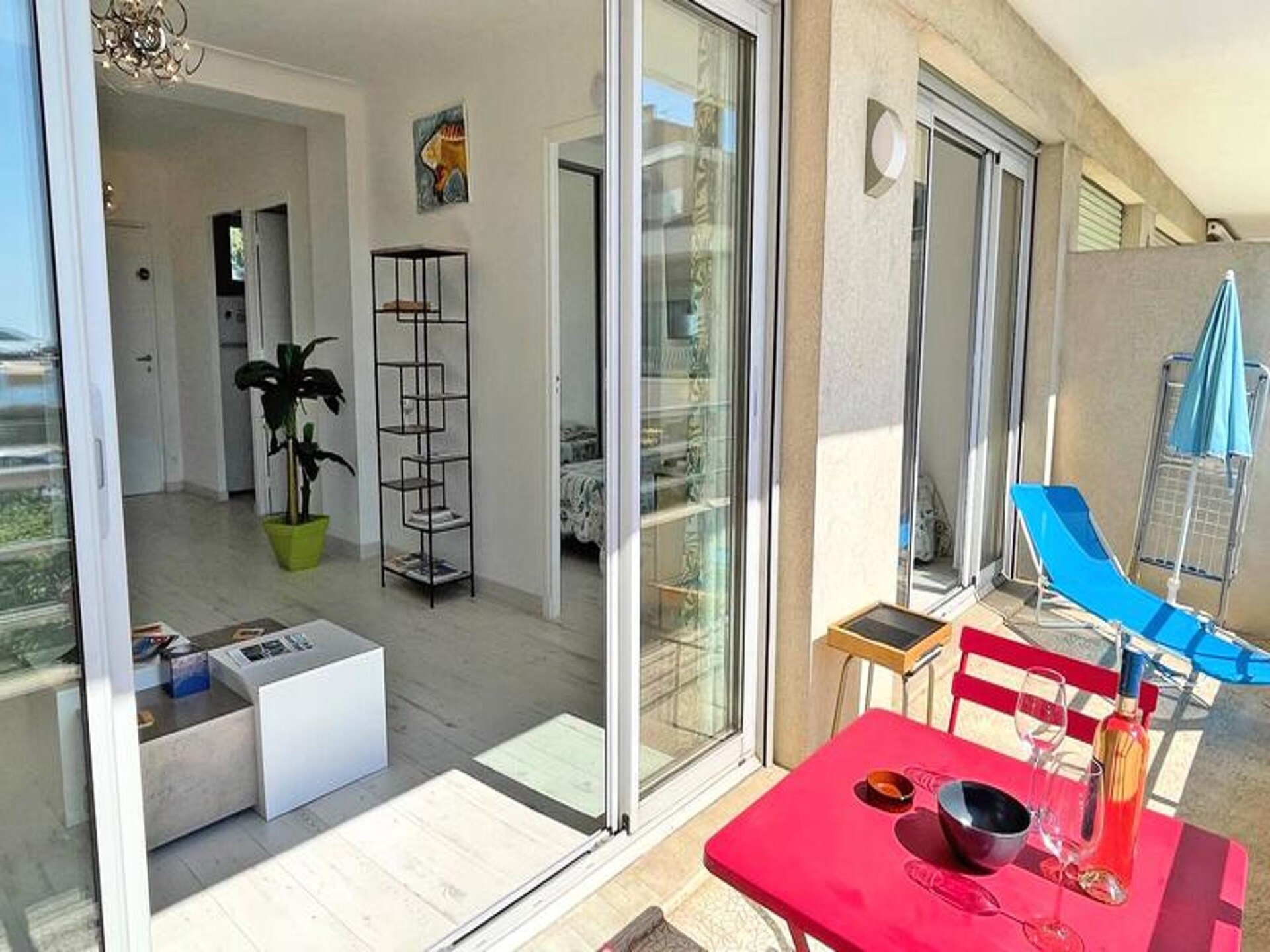 Modern appartement met zeezicht in Sainte-Maxime, vlakbij strand en centrum - foto 20