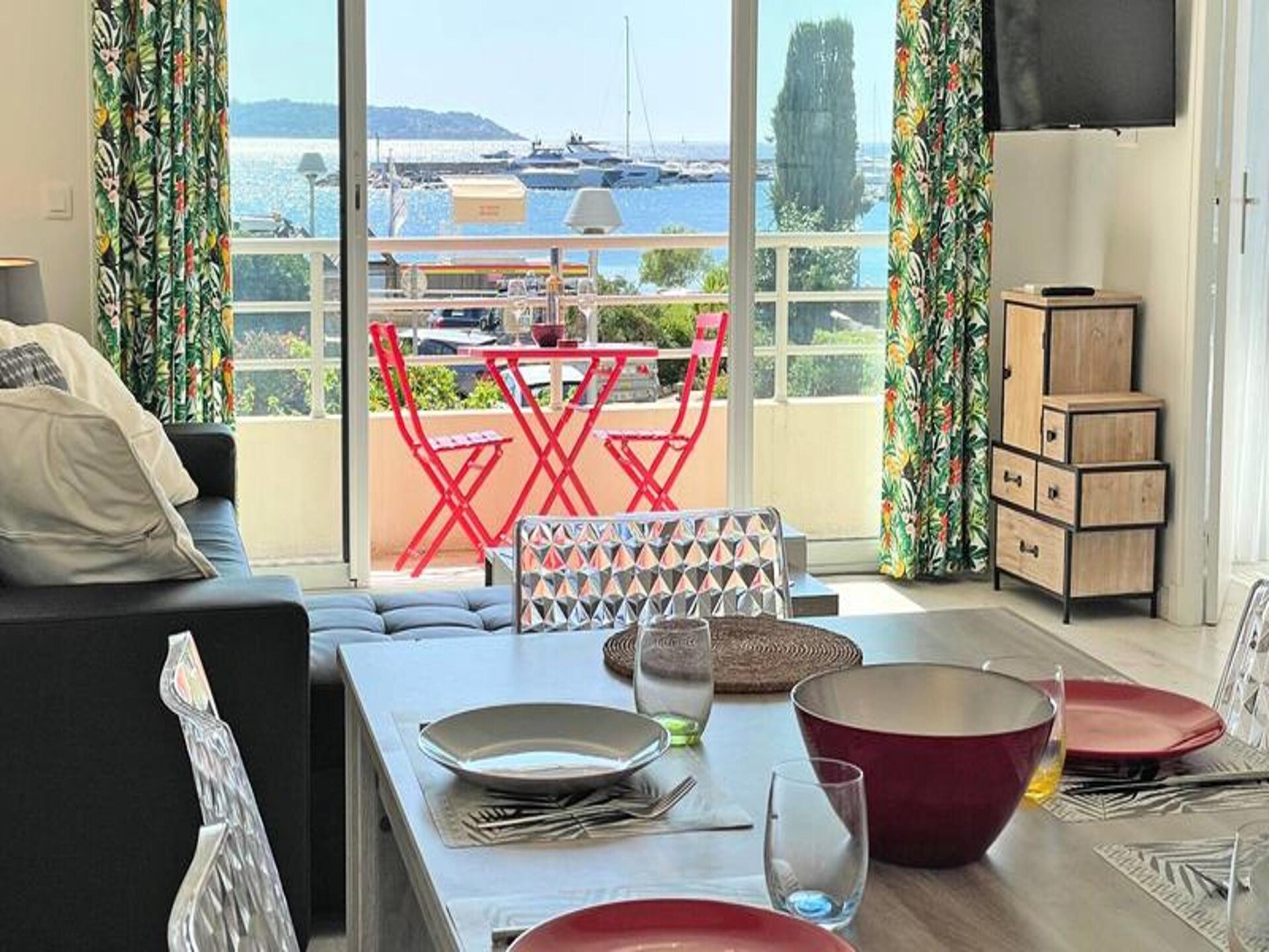 Modern appartement met zeezicht in Sainte-Maxime, vlakbij strand en centrum - foto 12