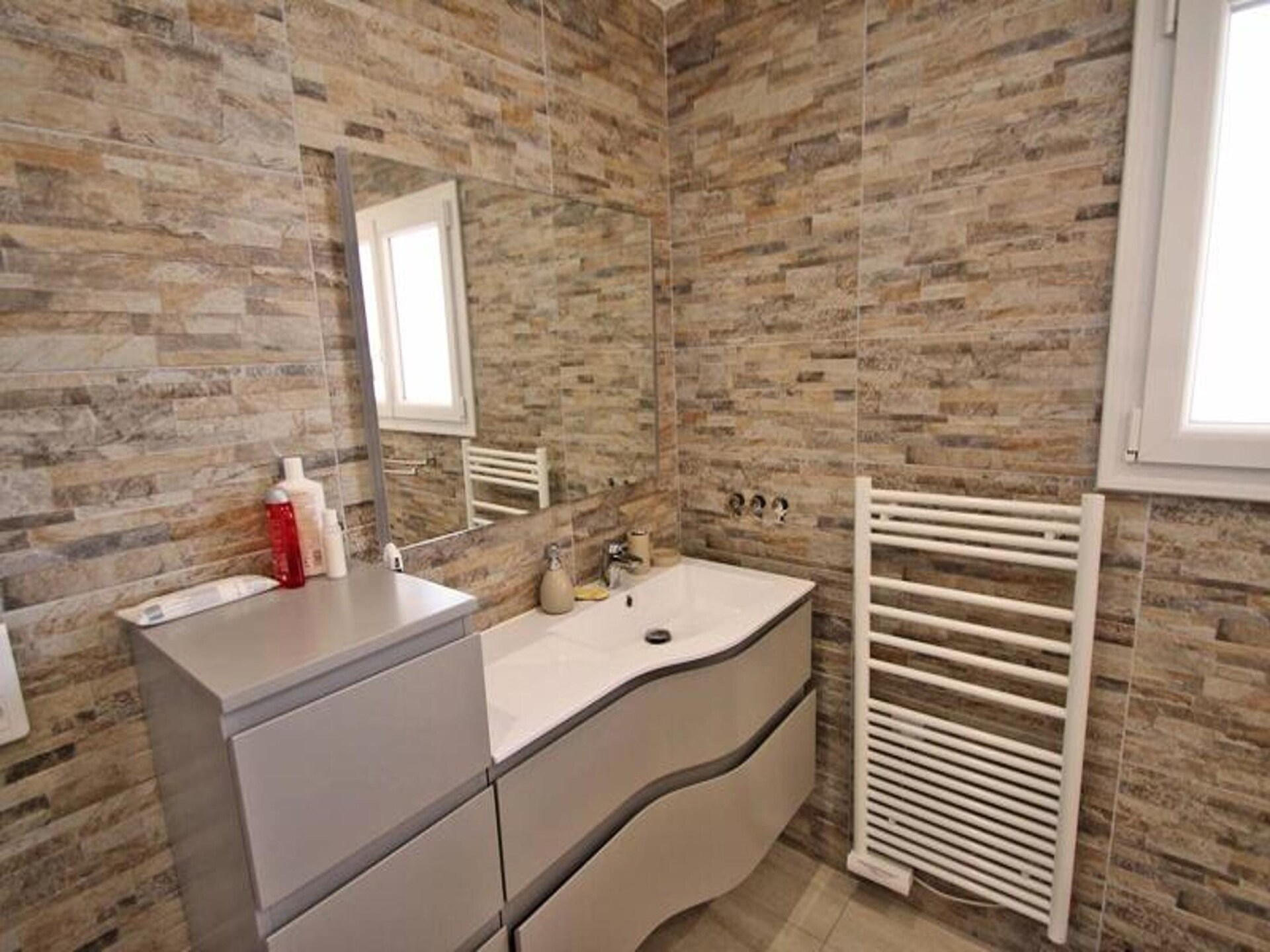 Gerenoveerd appartement op 350m van strand in Sainte-Maxime - foto 15