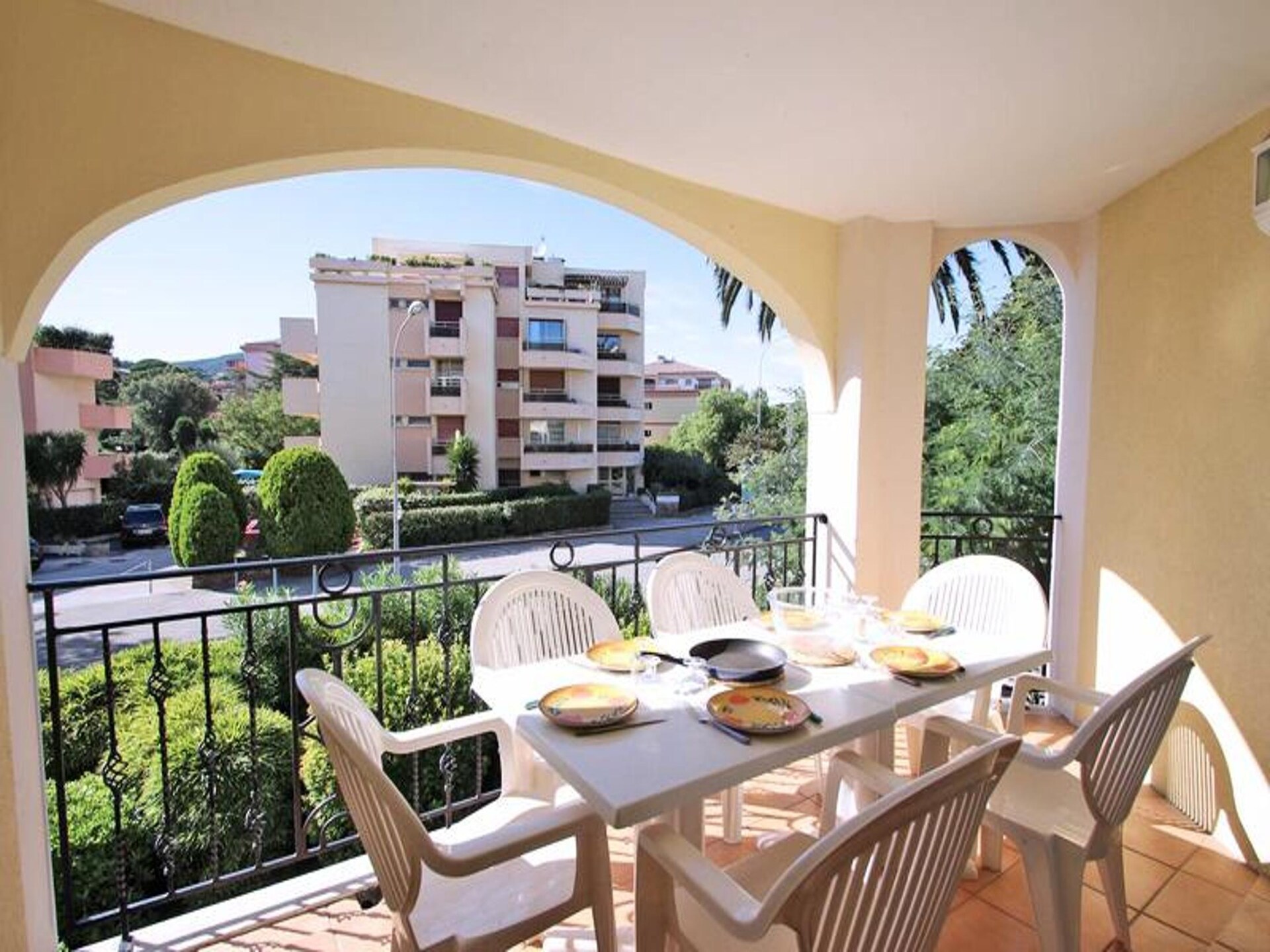 Ruim appartement met zwembad op 350m van het strand in Sainte-Maxime - foto 26