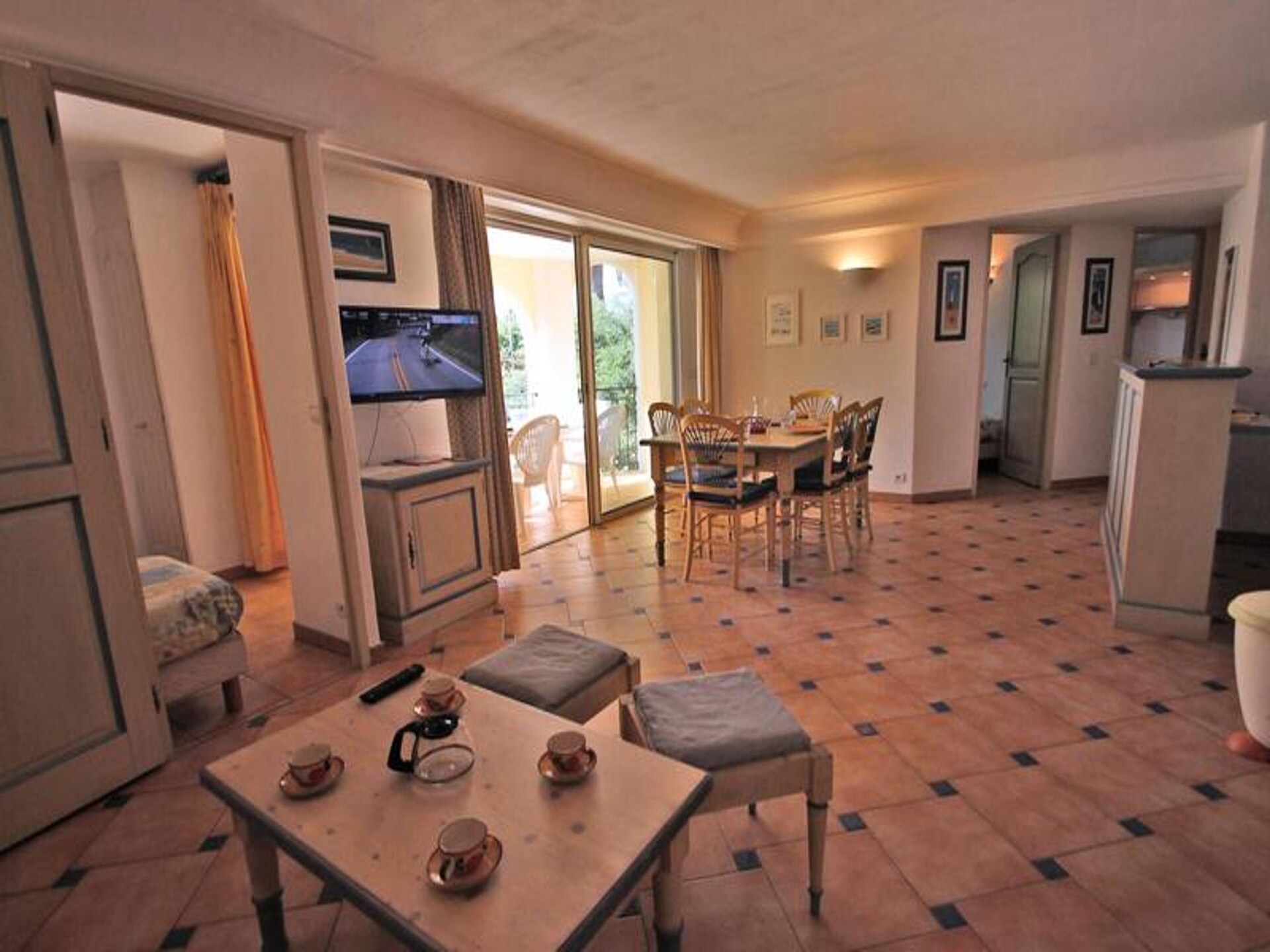 Ruim appartement met zwembad op 350m van het strand in Sainte-Maxime - foto 12