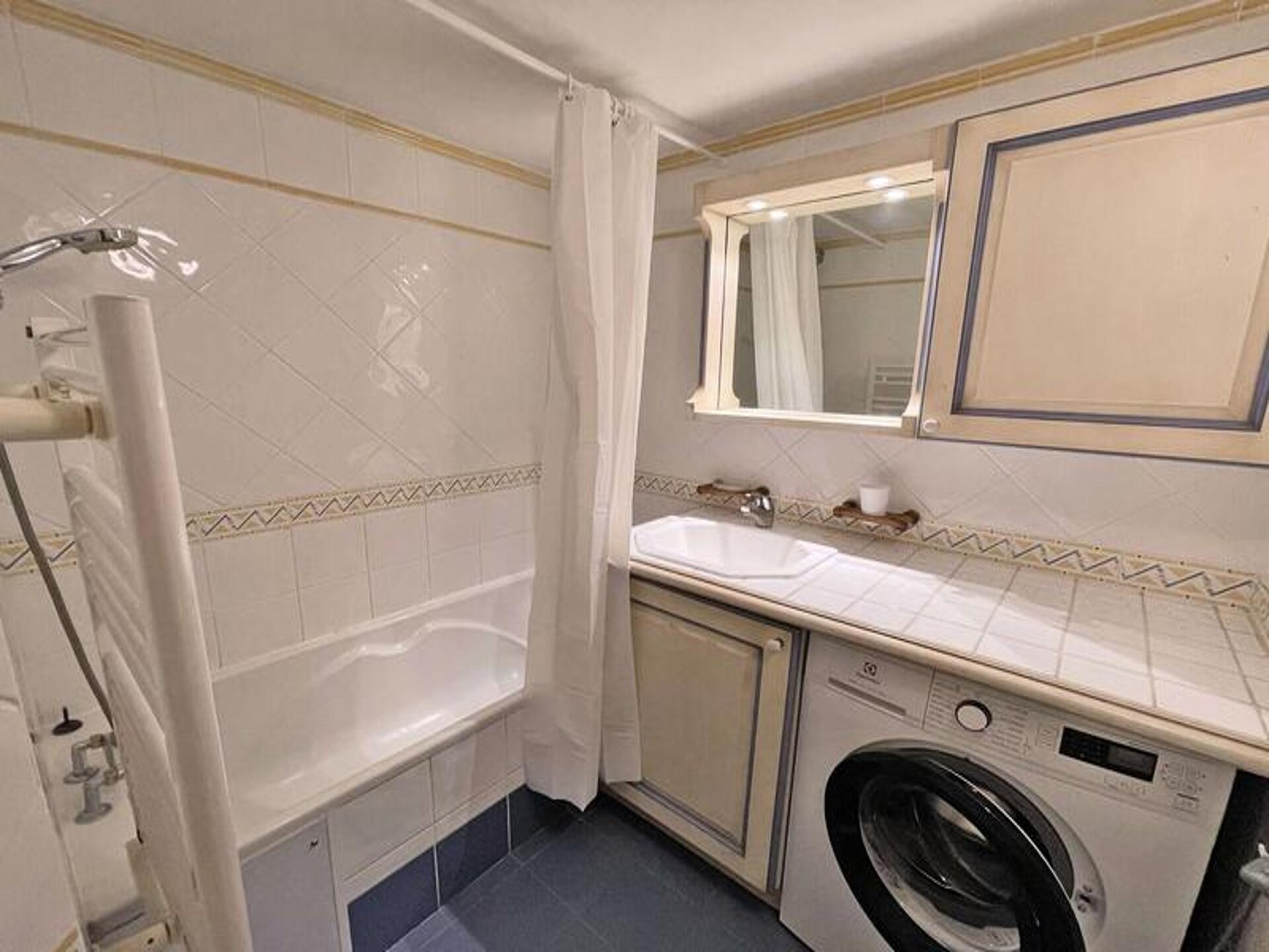 Ruim appartement met zwembad op 350m van het strand in Sainte-Maxime - foto 8