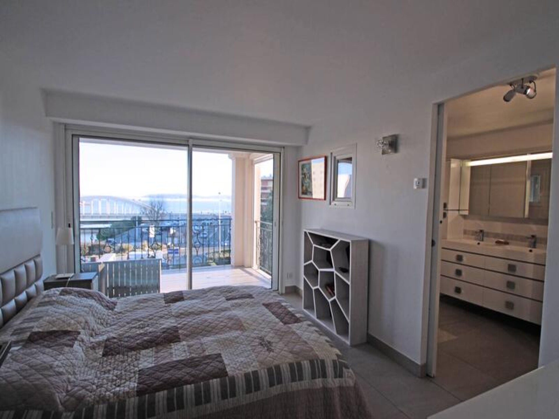 Luxe appartement met zeezicht en zwembad in Sainte-Maxime, 250m van strand - foto 10