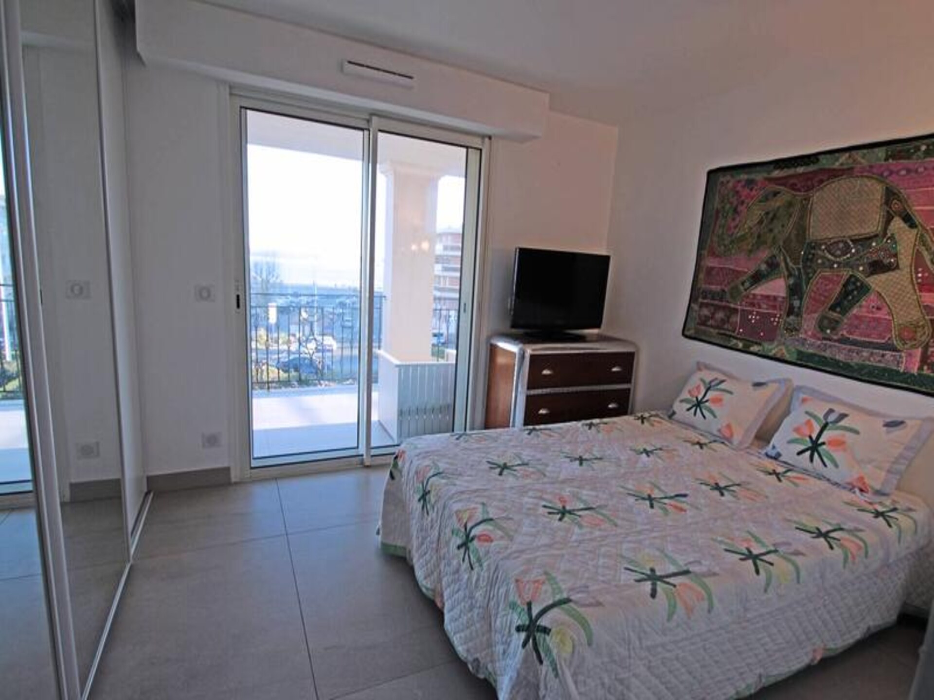 Luxe appartement met zeezicht en zwembad in Sainte-Maxime, 250m van strand - foto 12