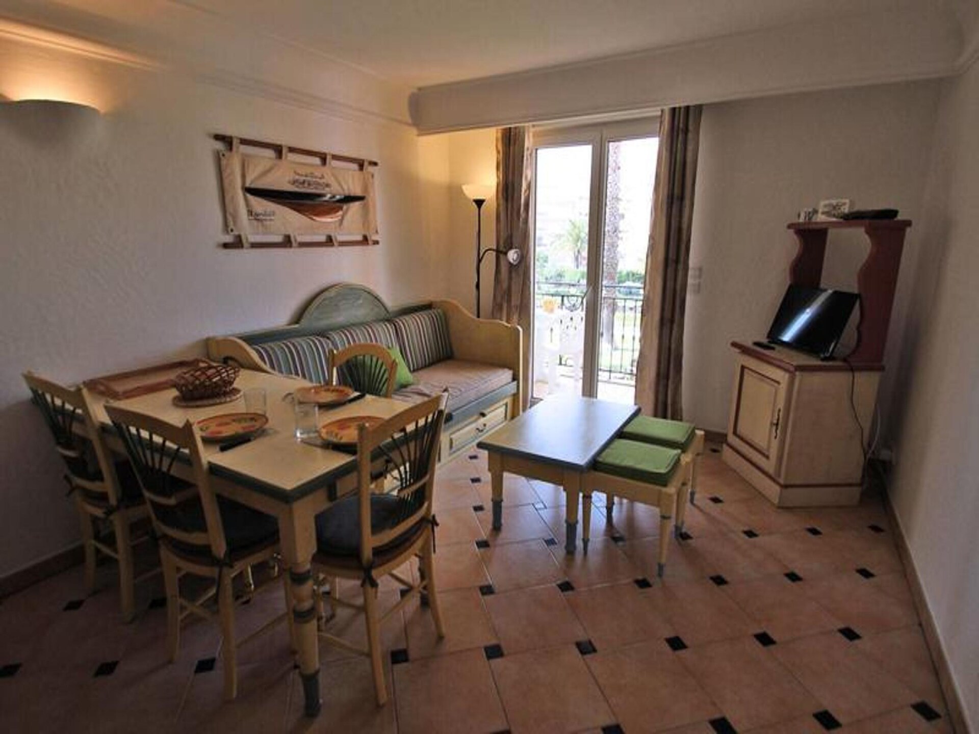Provençaals appartement met rivierzicht en zwembad in Sainte-Maxime - foto 9