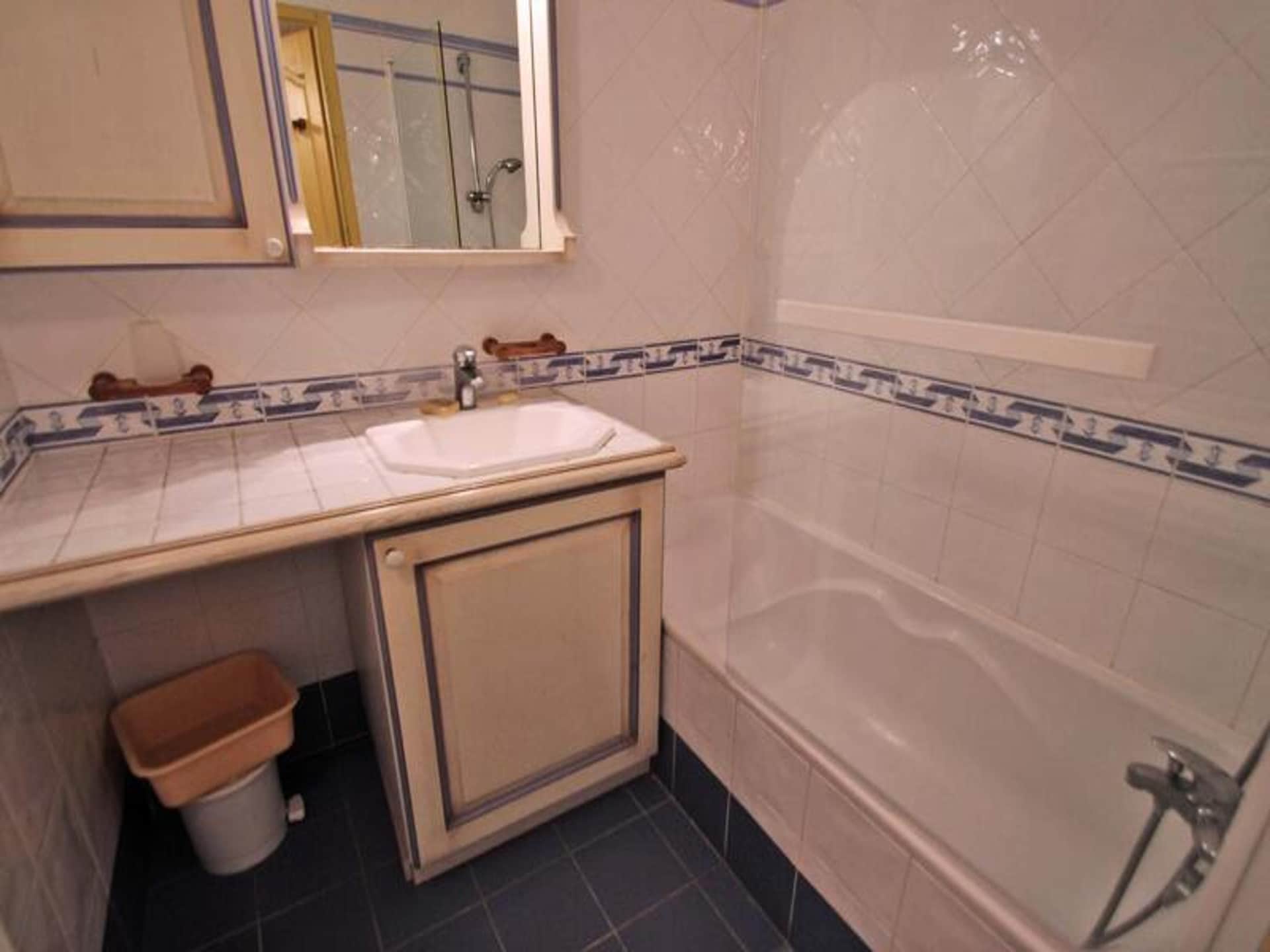 Provençaals appartement met rivierzicht en zwembad in Sainte-Maxime - foto 22