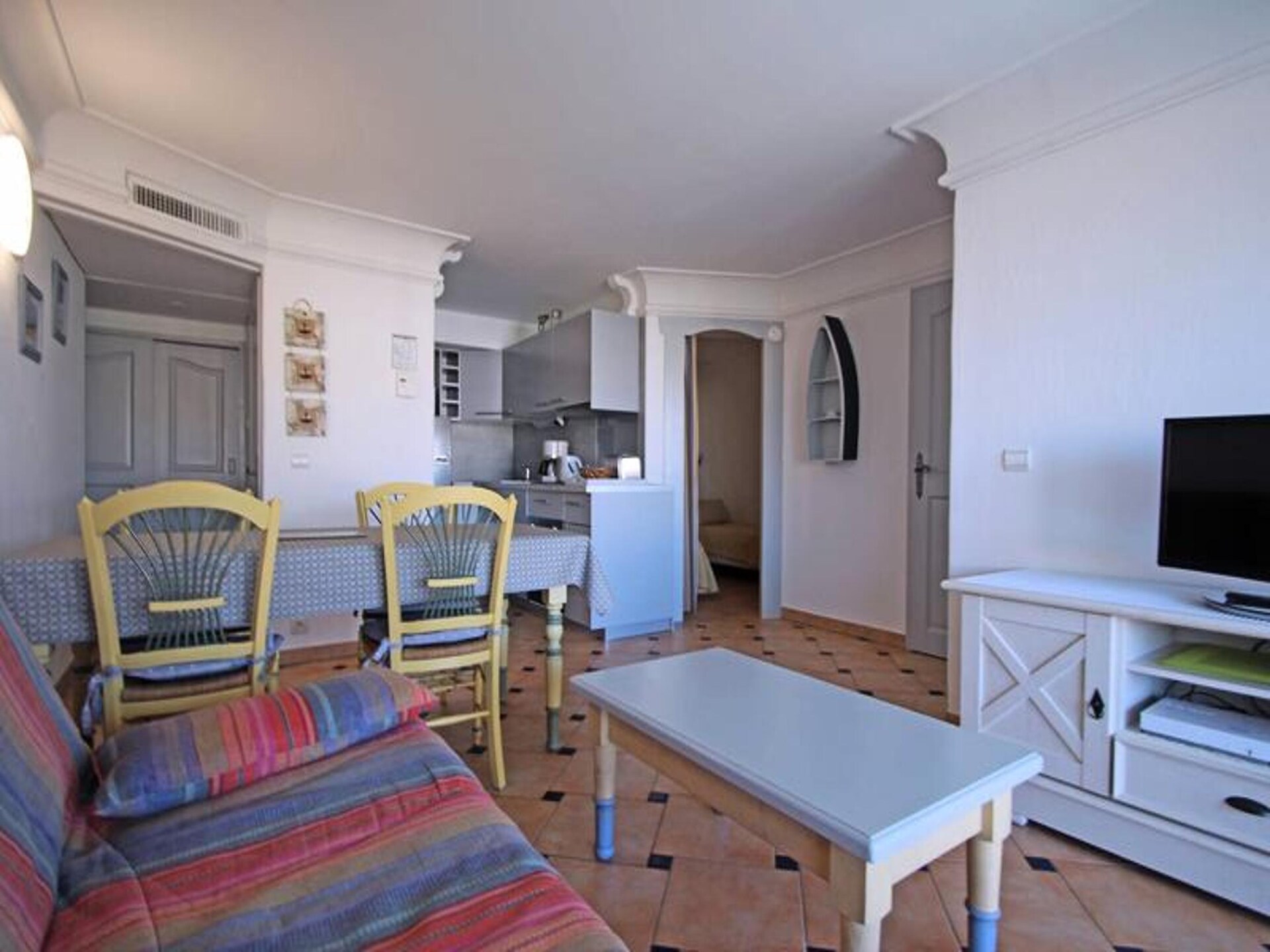 Gerenoveerd appartement met zwembadzicht op 350m van het strand in Sainte-Maxime - foto 21