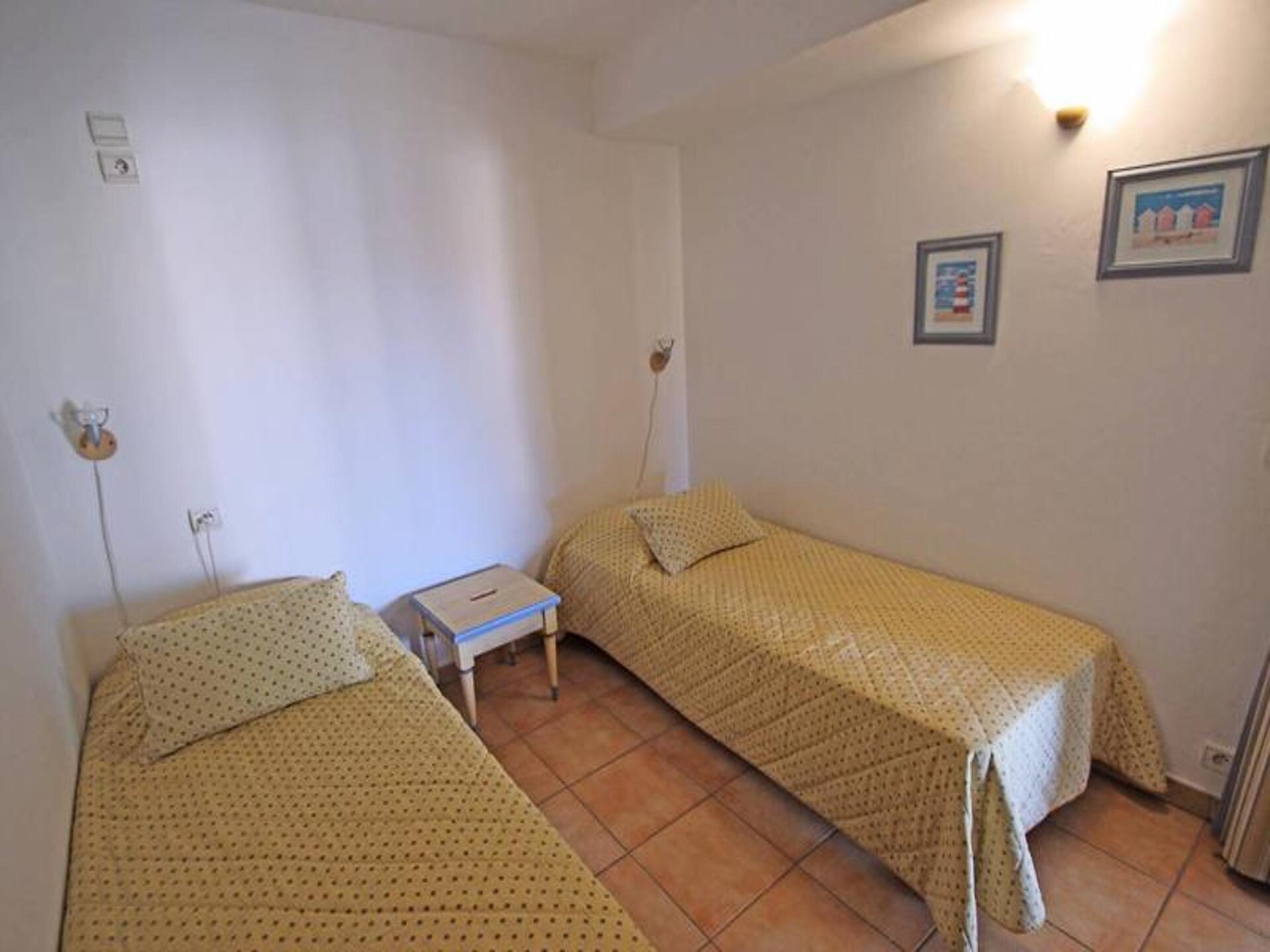 Gerenoveerd appartement met zwembadzicht op 350m van het strand in Sainte-Maxime - foto 16