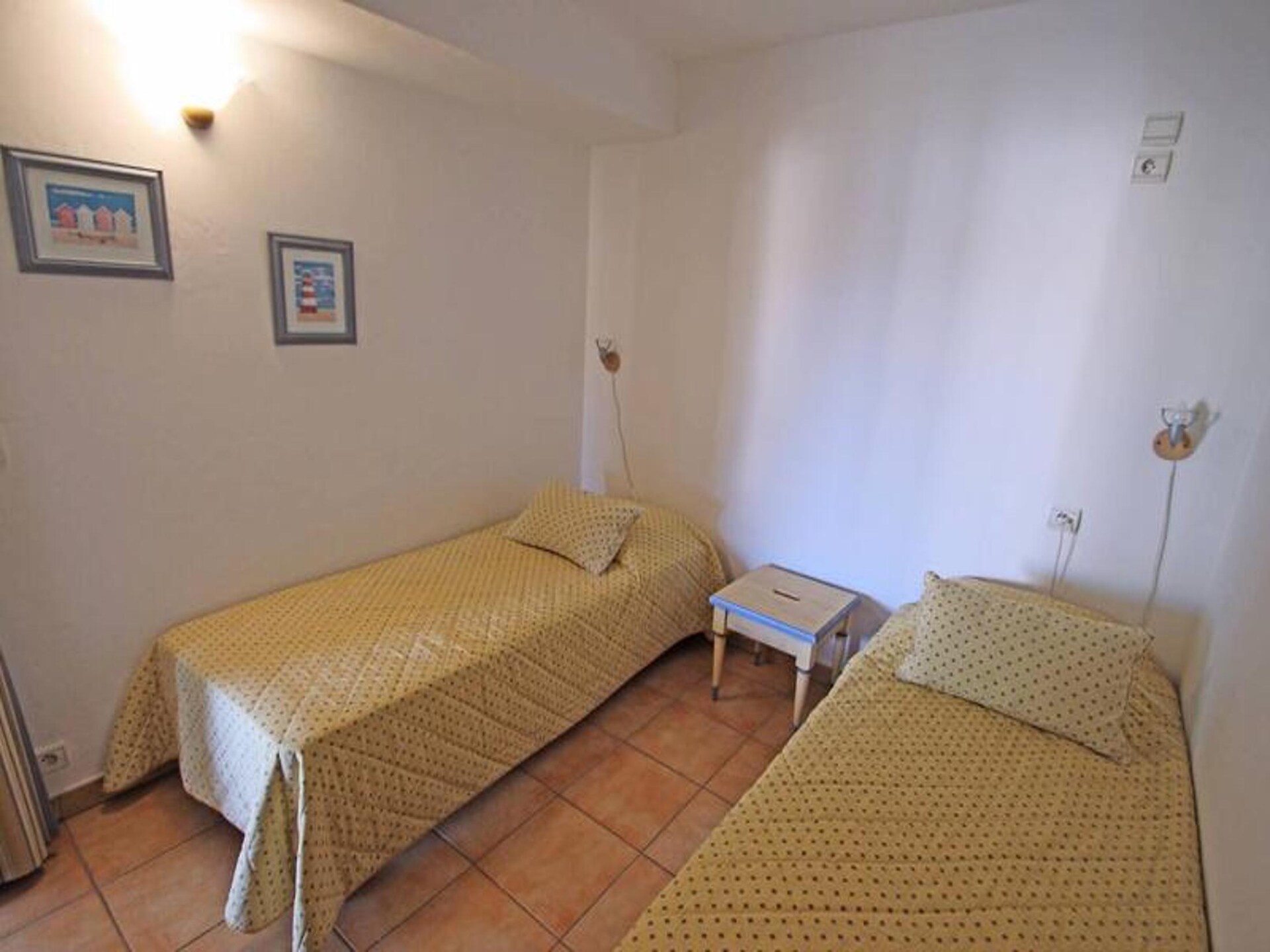 Gerenoveerd appartement met zwembadzicht op 350m van het strand in Sainte-Maxime - foto 15