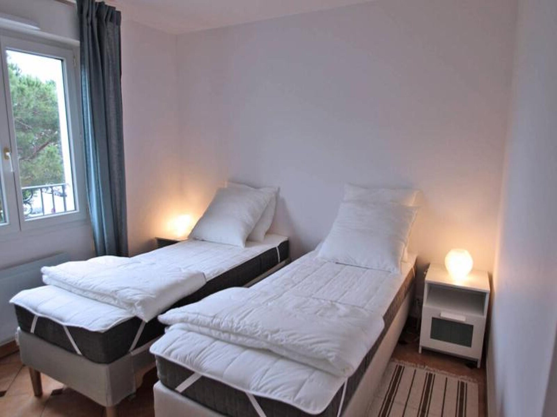 Licht appartement in Sainte-Maxime met zeezicht, vlakbij strand en centrum - foto 8