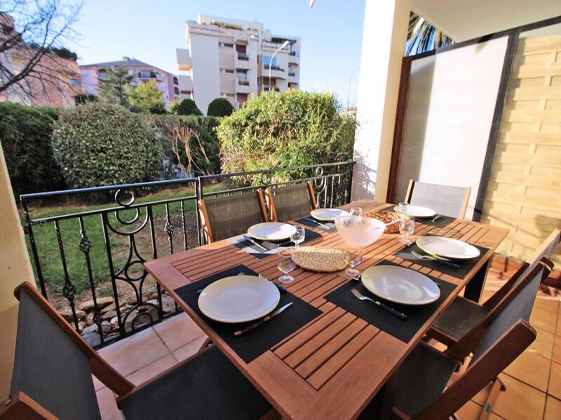 Licht appartement op de begane grond met terras, vlakbij strand en centrum - foto 26