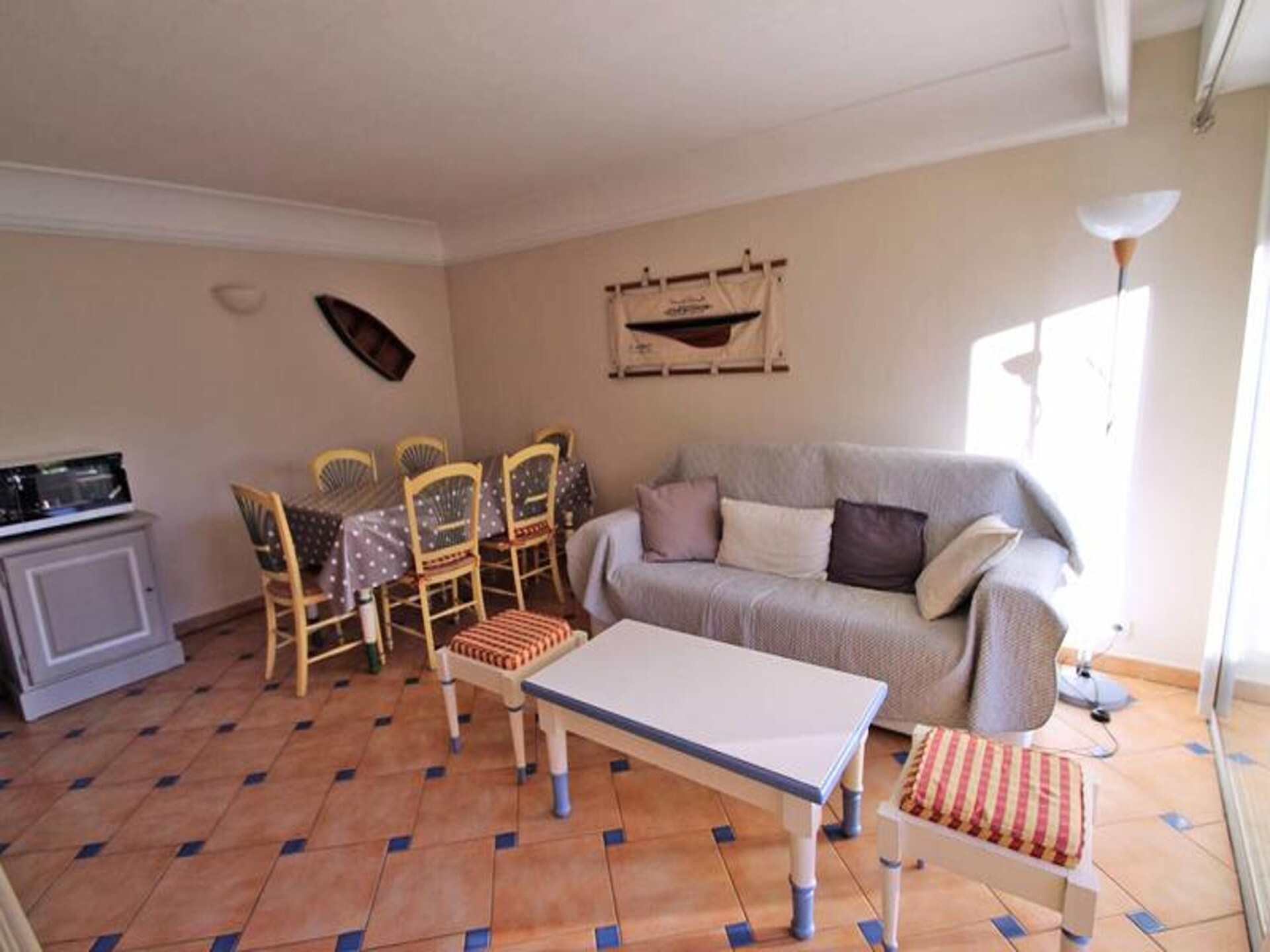 Licht appartement op de begane grond met terras, vlakbij strand en centrum - foto 11