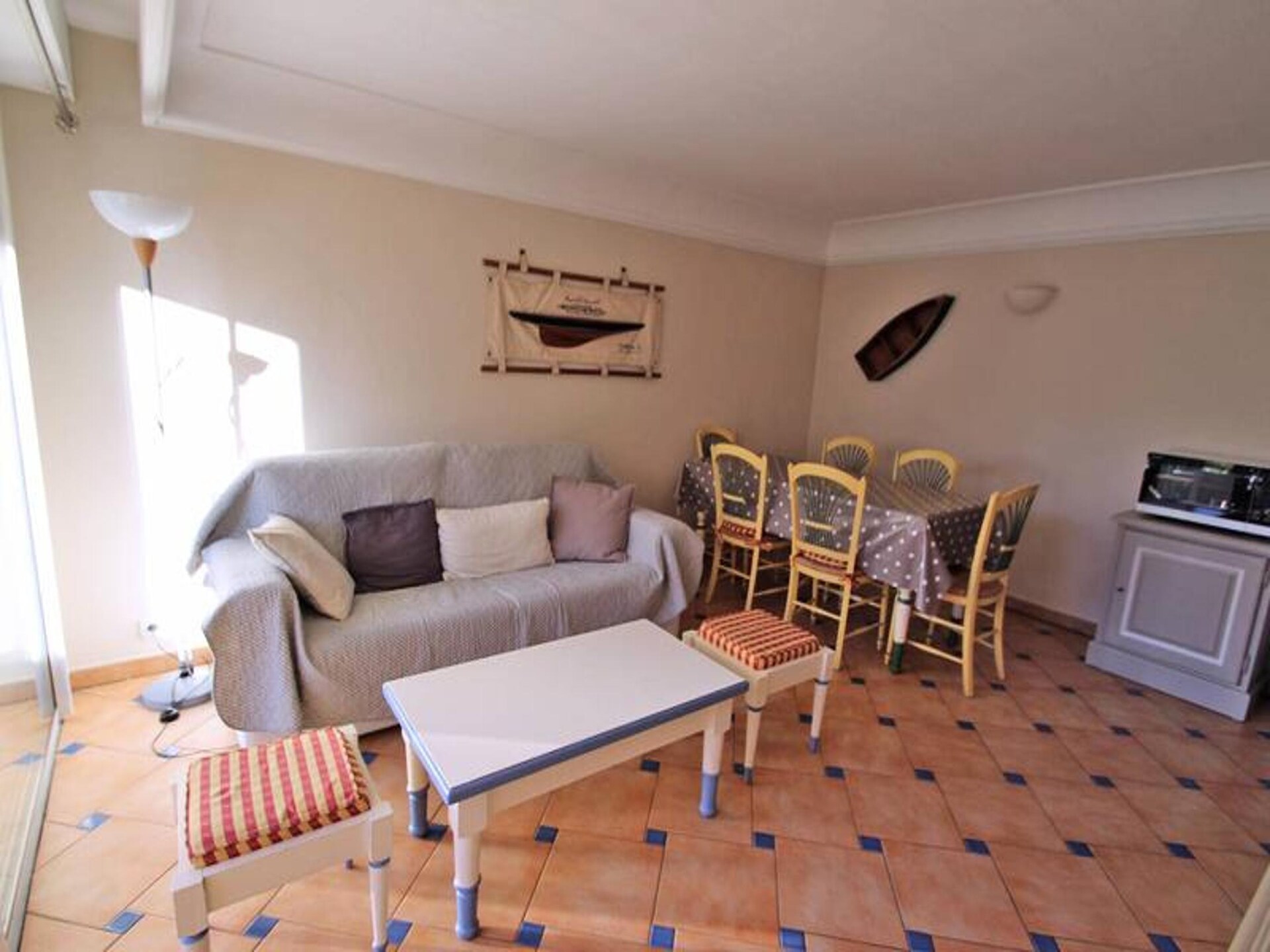 Licht appartement op de begane grond met terras, vlakbij strand en centrum - foto 14