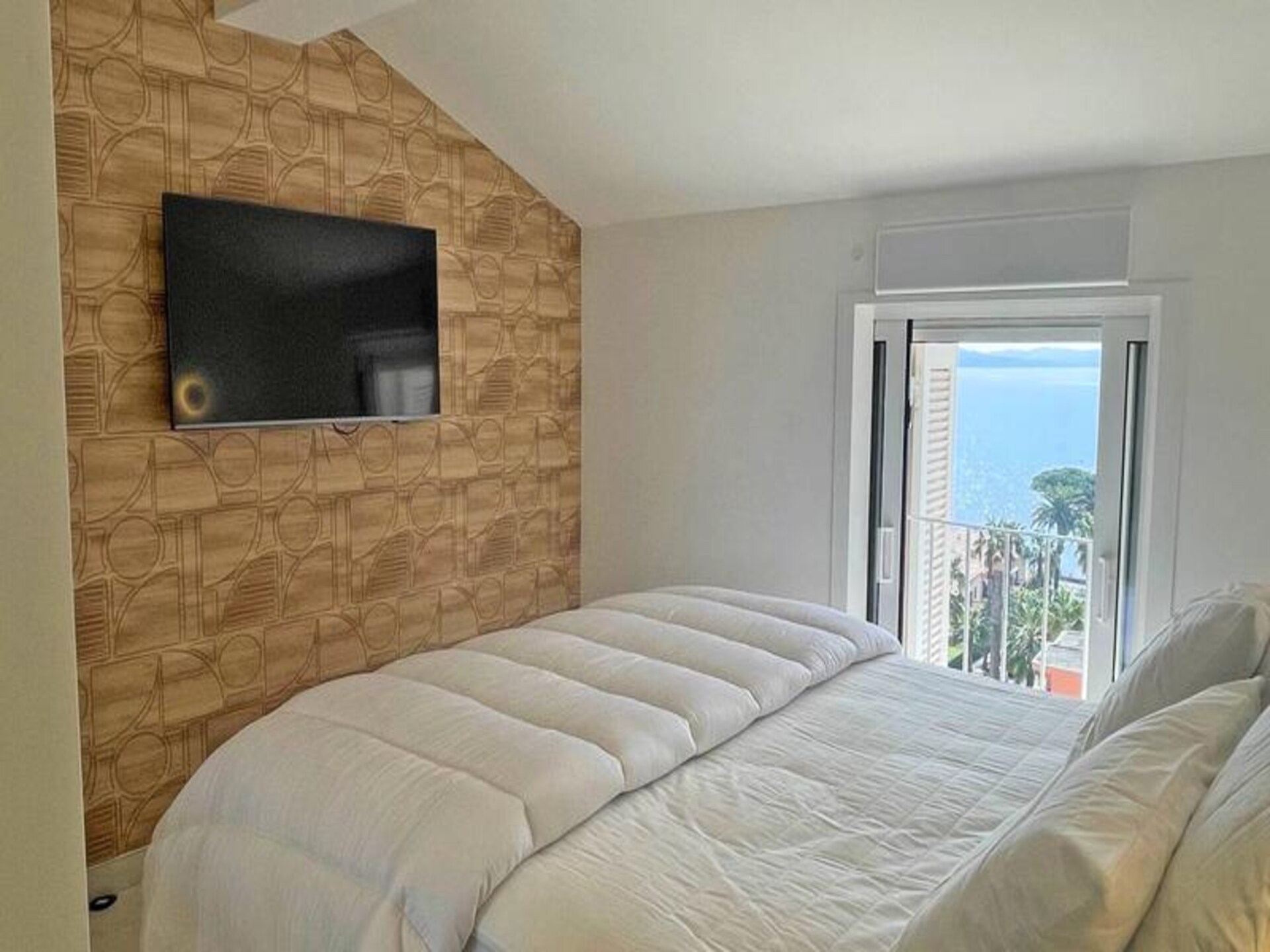 Prachtig gerenoveerd appartement met uitzicht op de Golf van Saint-Tropez - foto 10