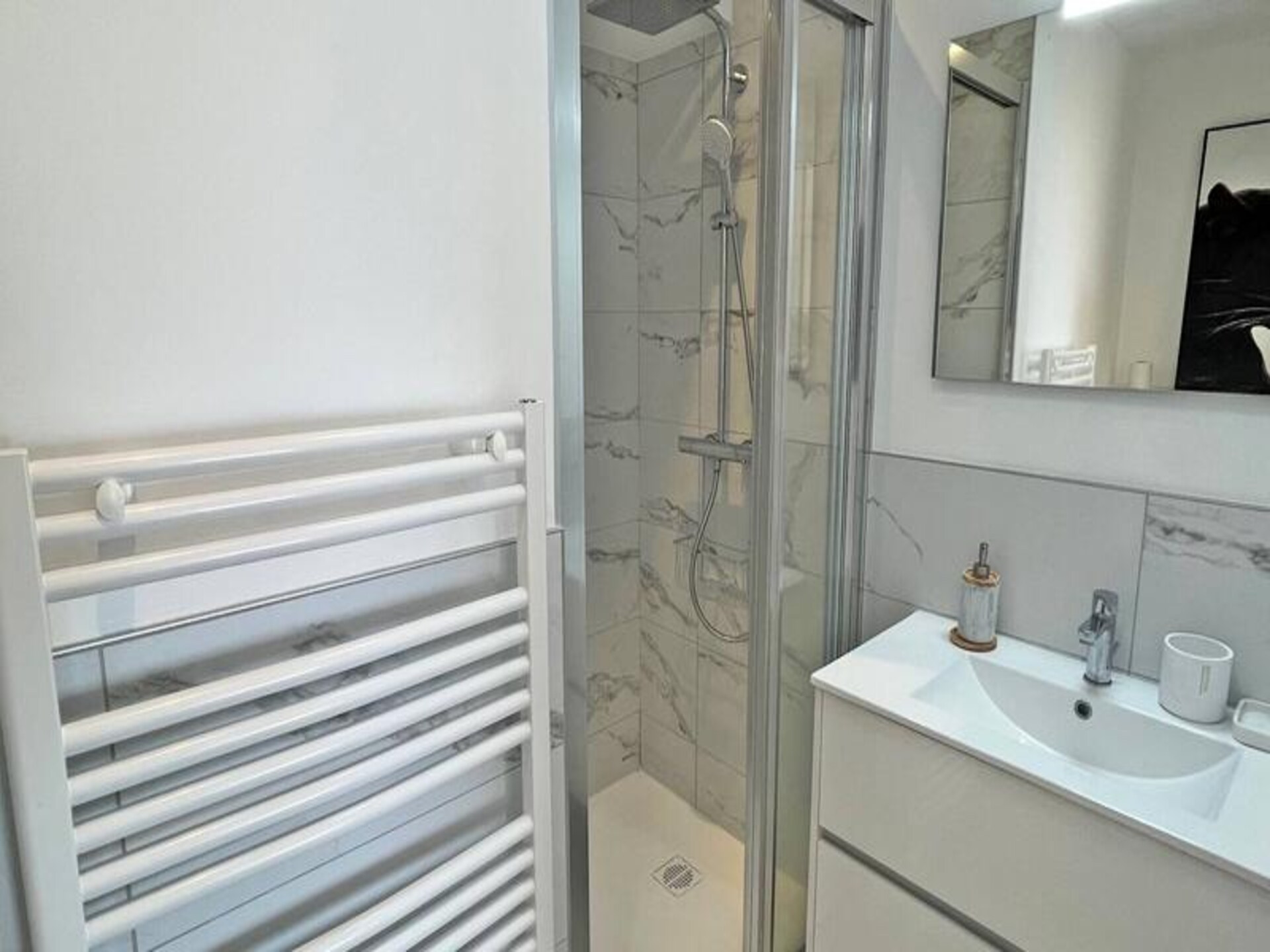 Prachtig gerenoveerd appartement met uitzicht op de Golf van Saint-Tropez - foto 11